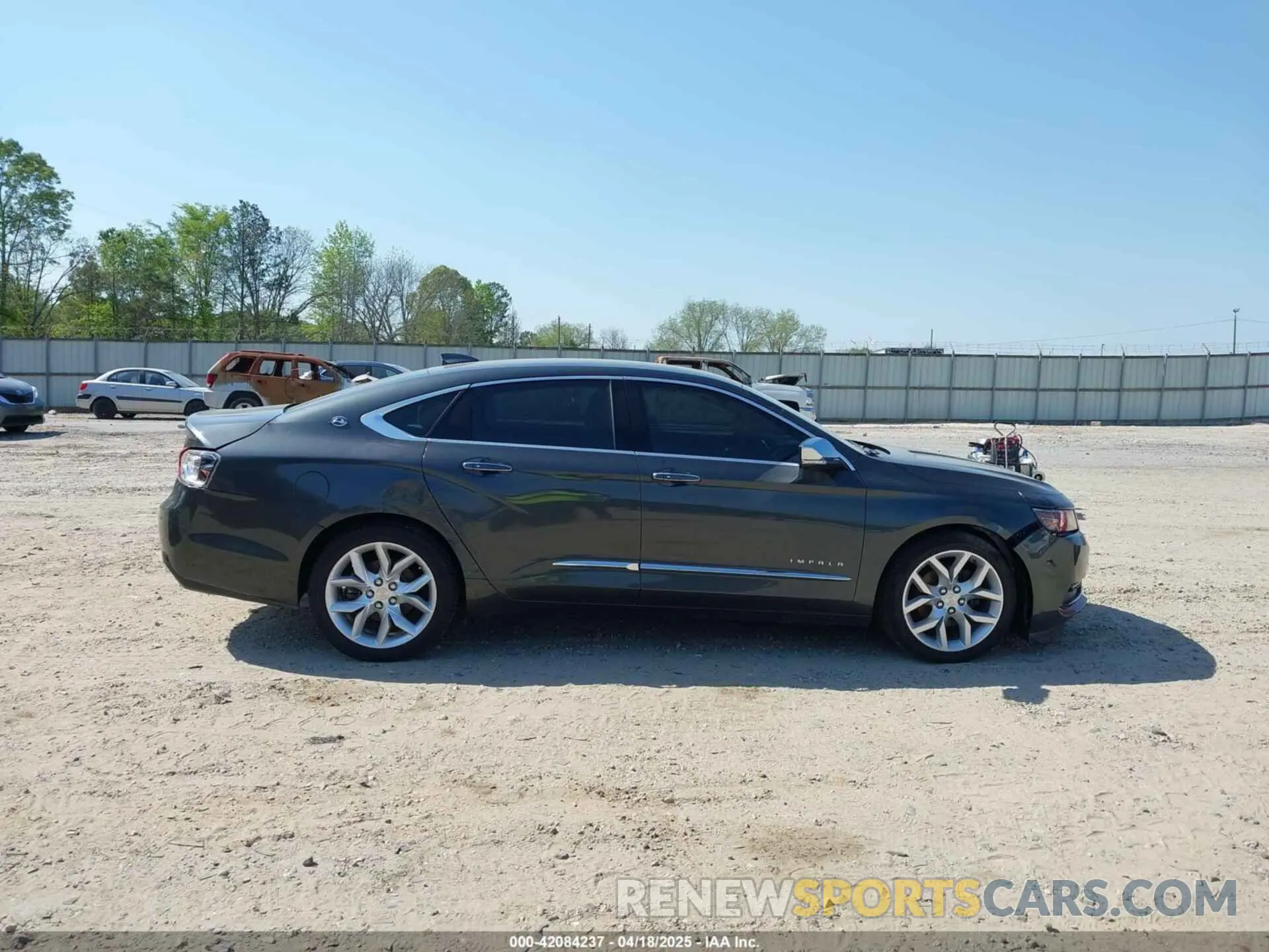 13 Фотография поврежденного автомобиля 2G1105S3XK9104618 CHEVROLET IMPALA 2019