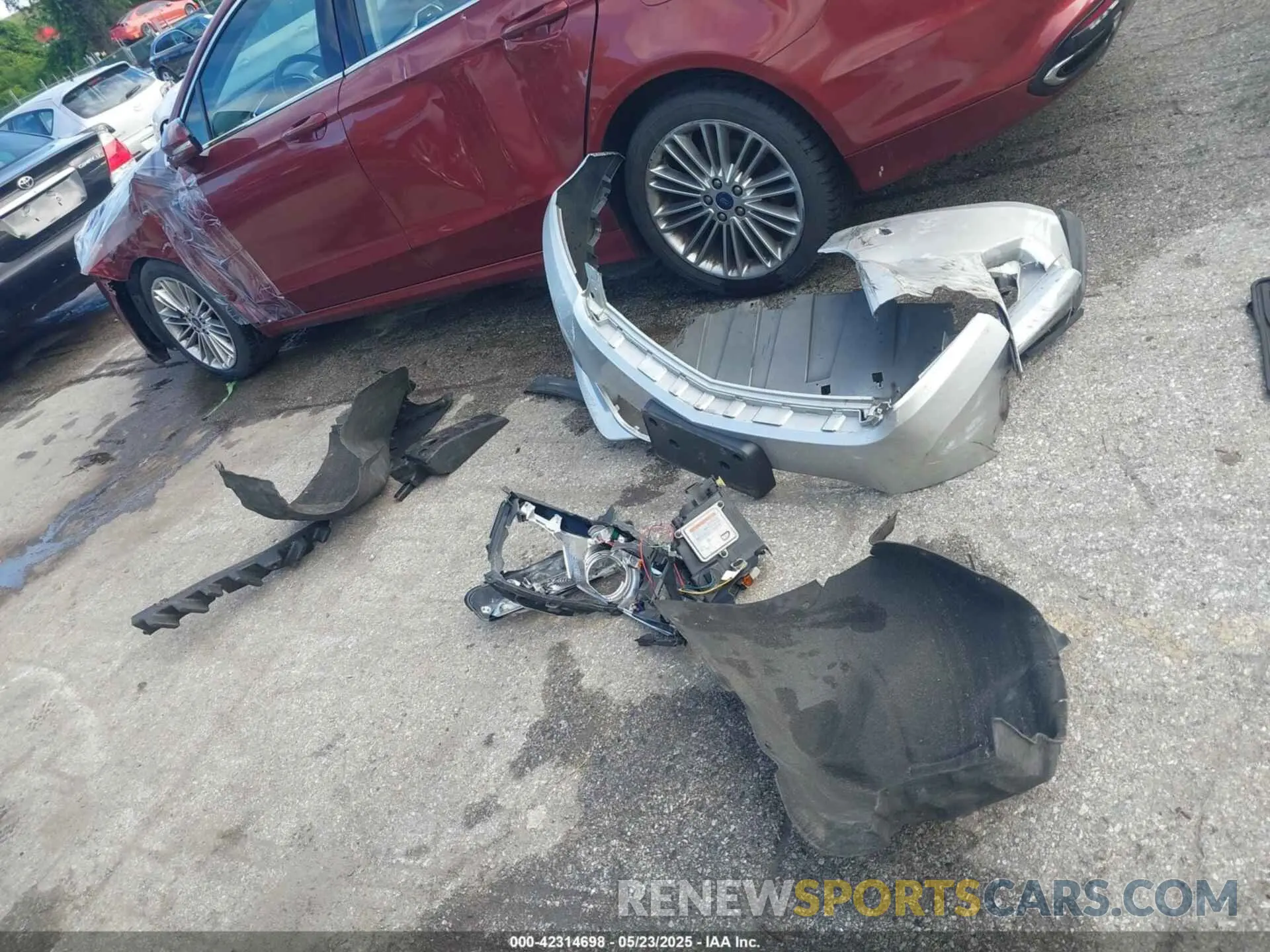 12 Фотография поврежденного автомобиля 2G1105S3XK9136680 CHEVROLET IMPALA 2019