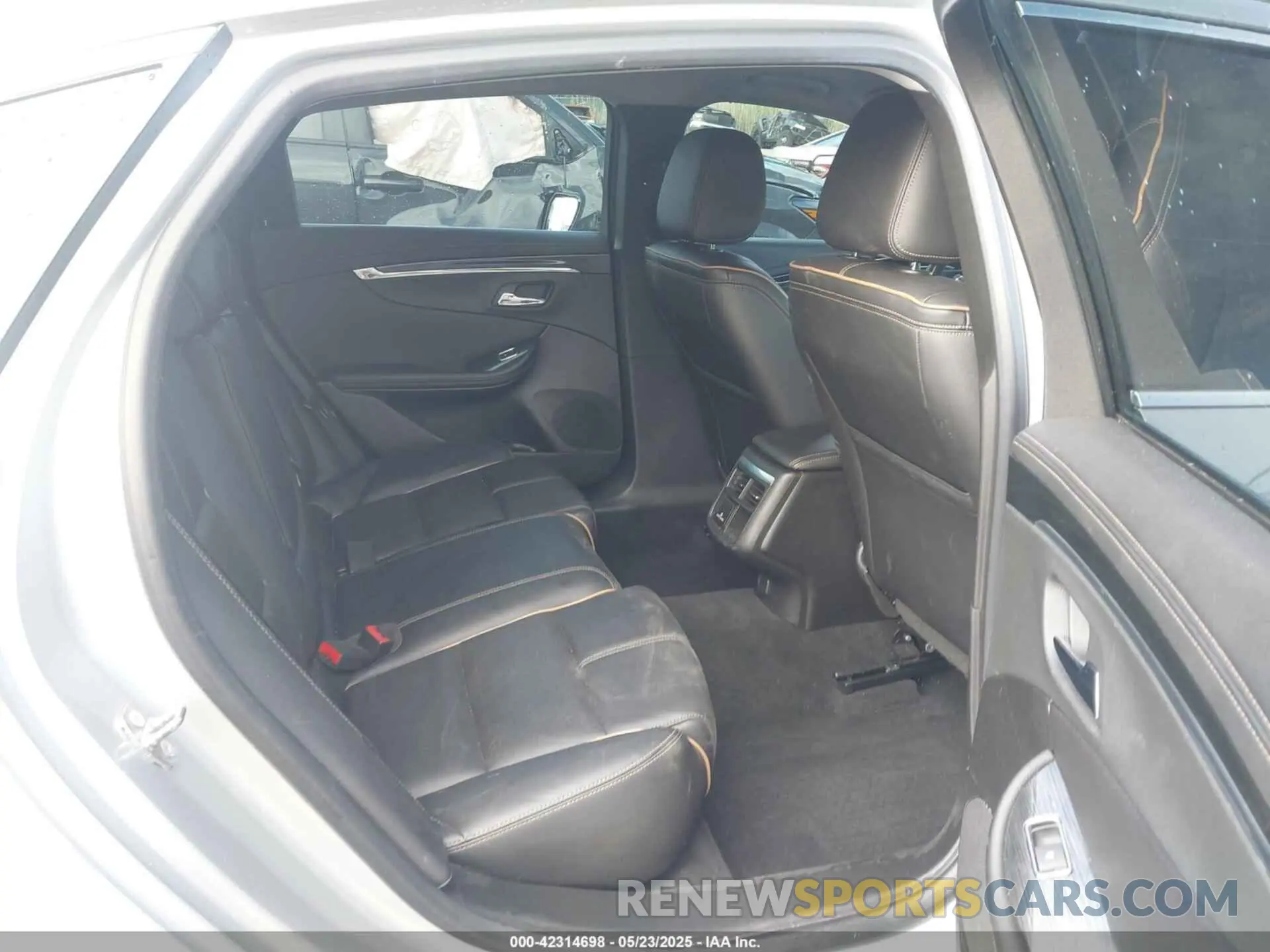 8 Фотография поврежденного автомобиля 2G1105S3XK9136680 CHEVROLET IMPALA 2019