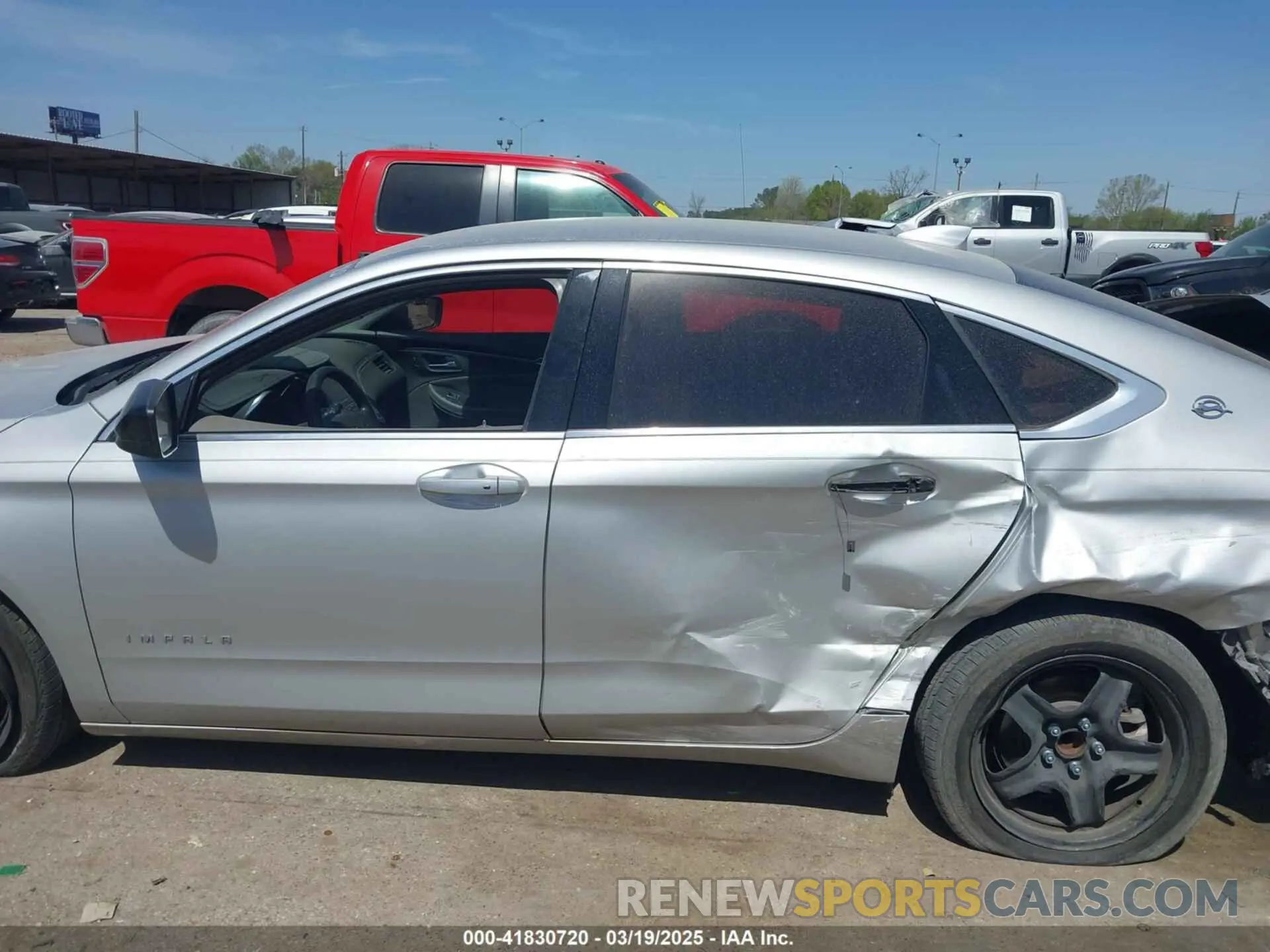 13 Photograph of a damaged car 2G11X5SA3K9129063 CHEVROLET IMPALA 2019