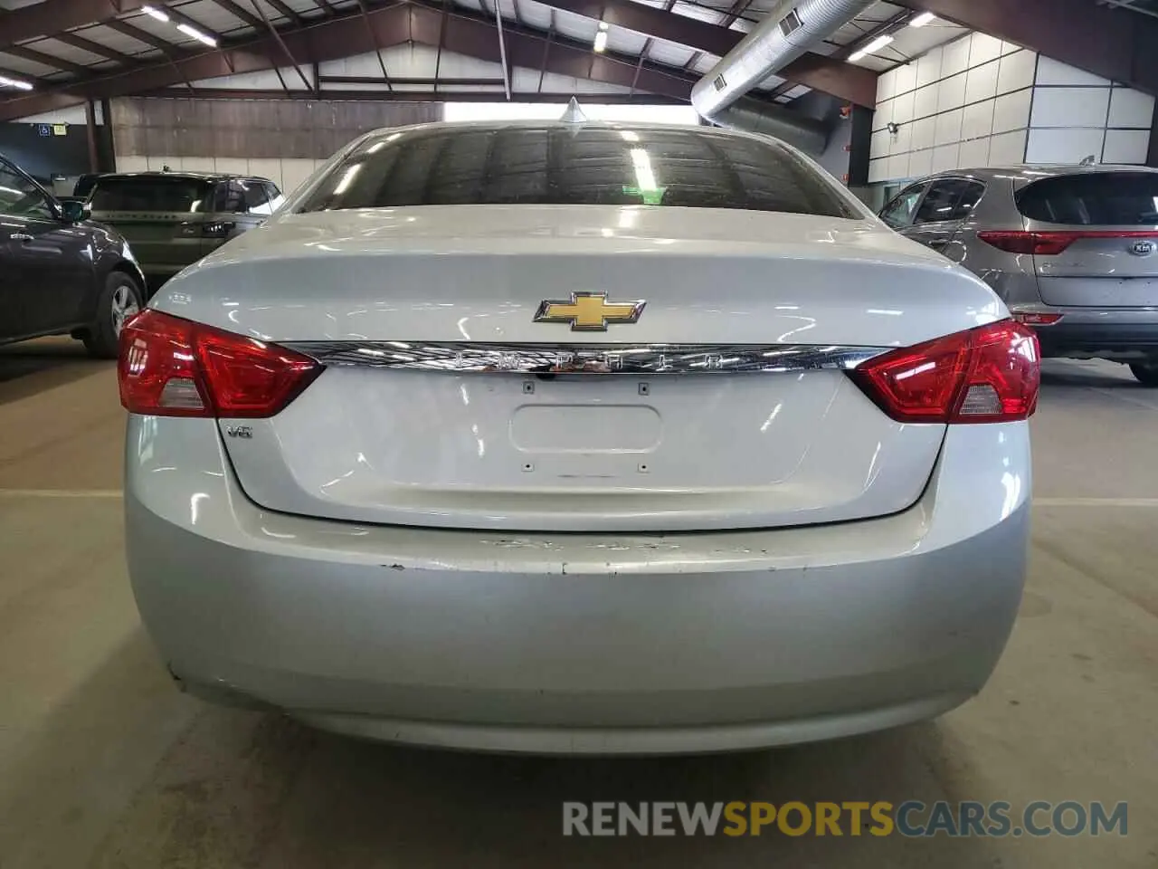 6 Photograph of a damaged car 2G11Y5S35K9128723 CHEVROLET IMPALA 2019