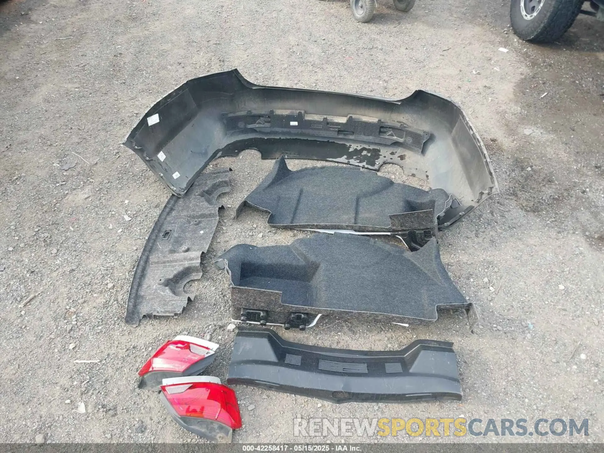 12 Photograph of a damaged car 2G11Z5S30K9104021 CHEVROLET IMPALA 2019