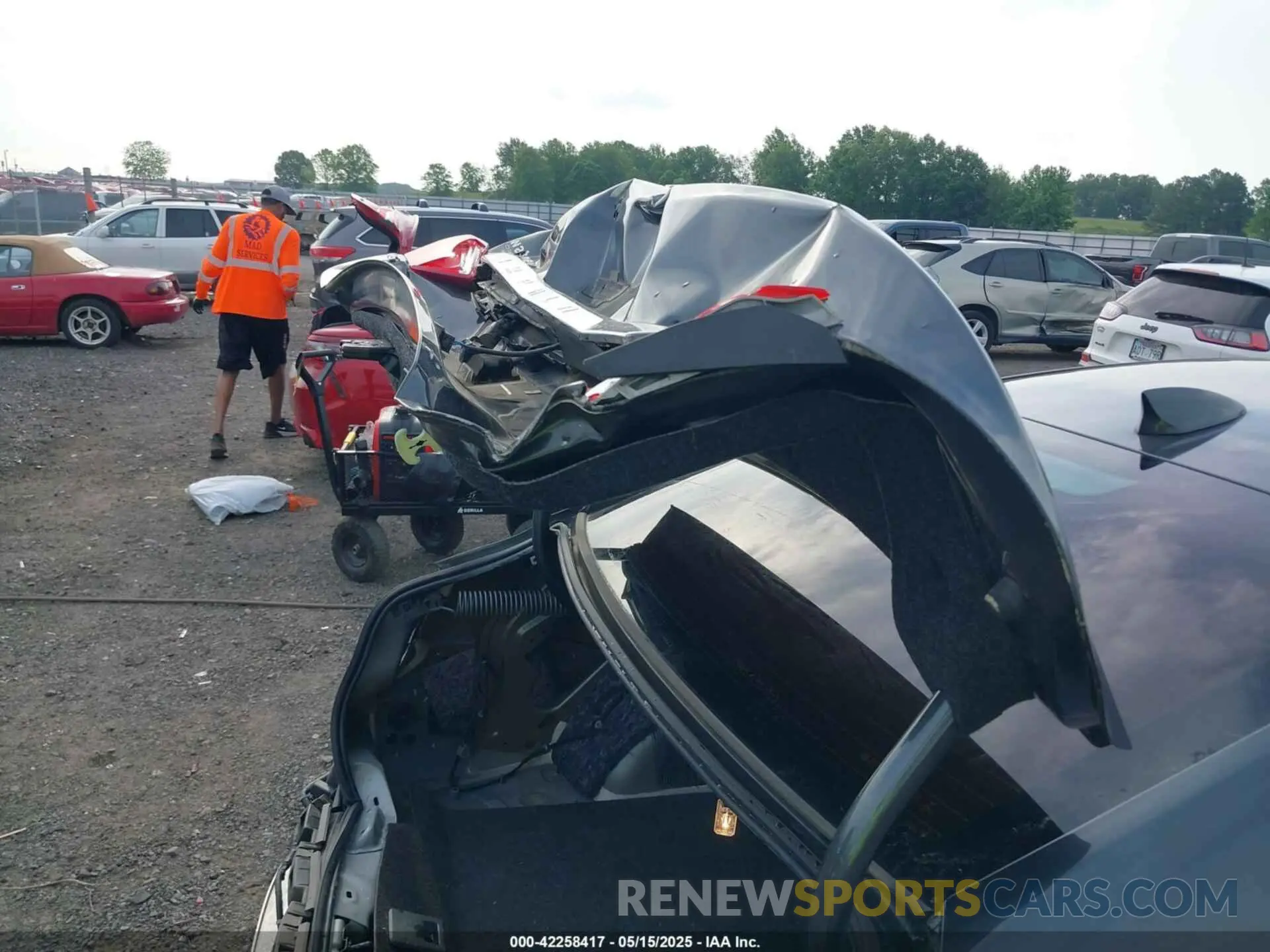 18 Photograph of a damaged car 2G11Z5S30K9104021 CHEVROLET IMPALA 2019