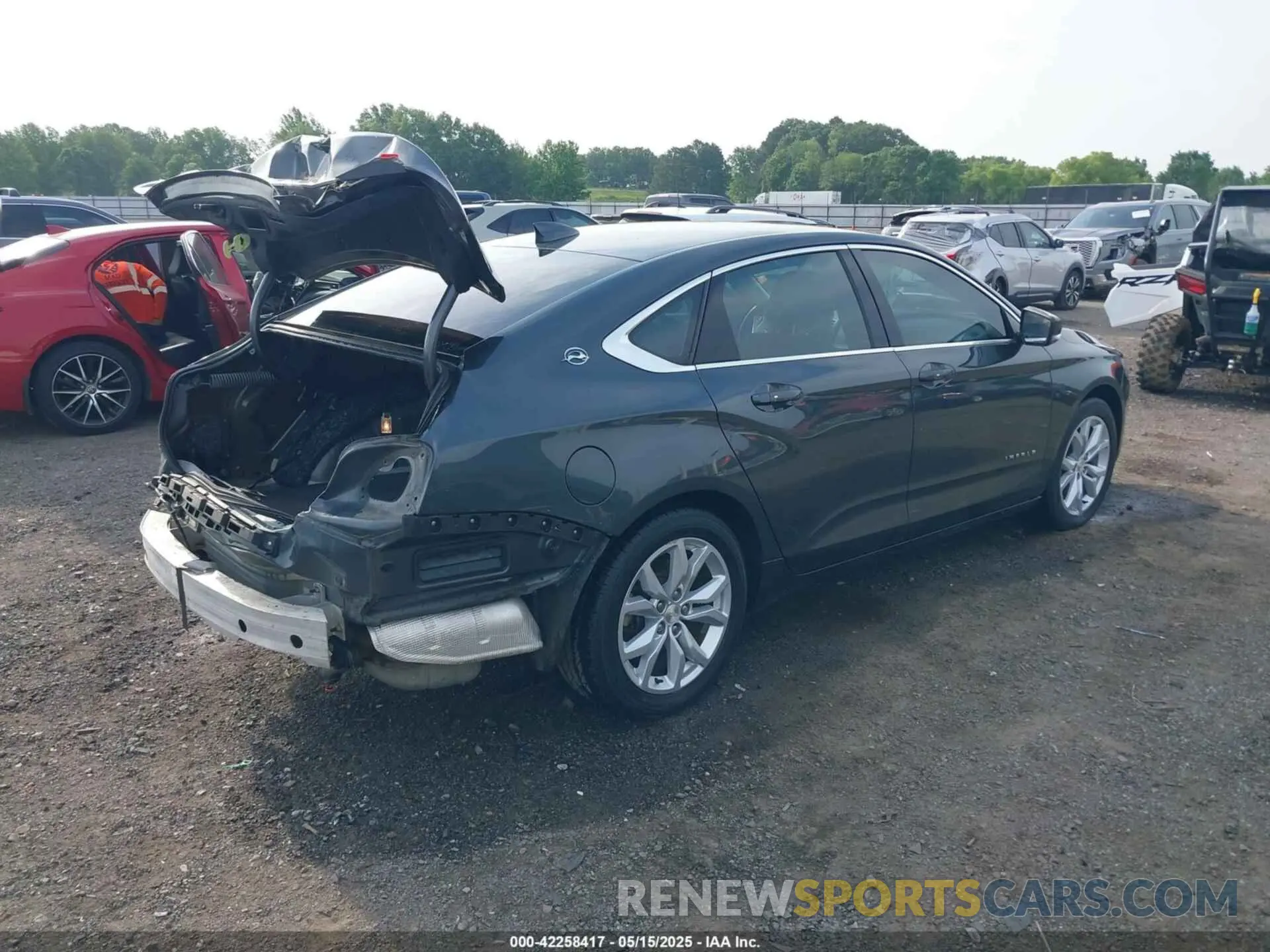 4 Photograph of a damaged car 2G11Z5S30K9104021 CHEVROLET IMPALA 2019