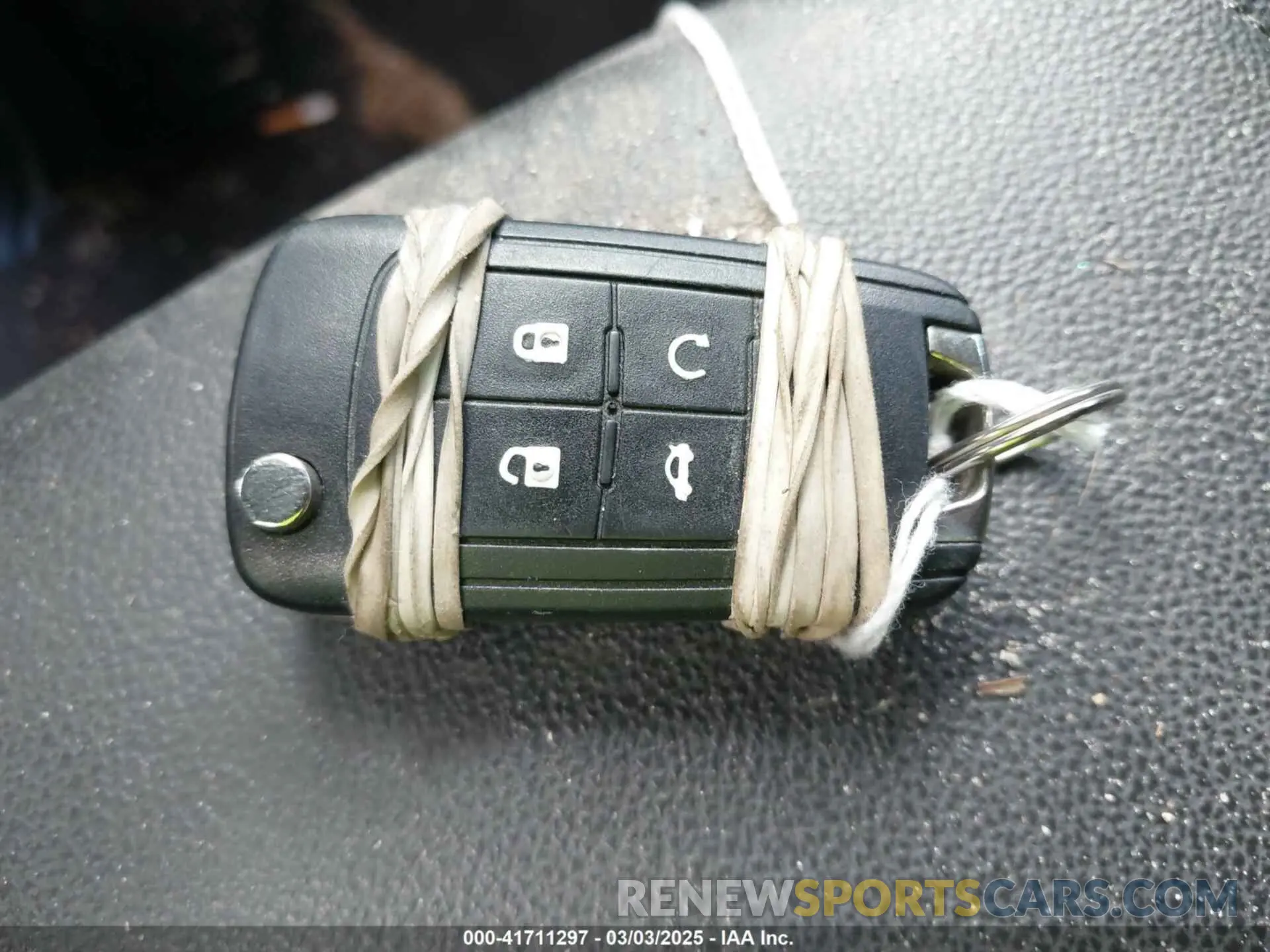 11 Фотография поврежденного автомобиля 2G11Z5S34K9115877 CHEVROLET IMPALA 2019