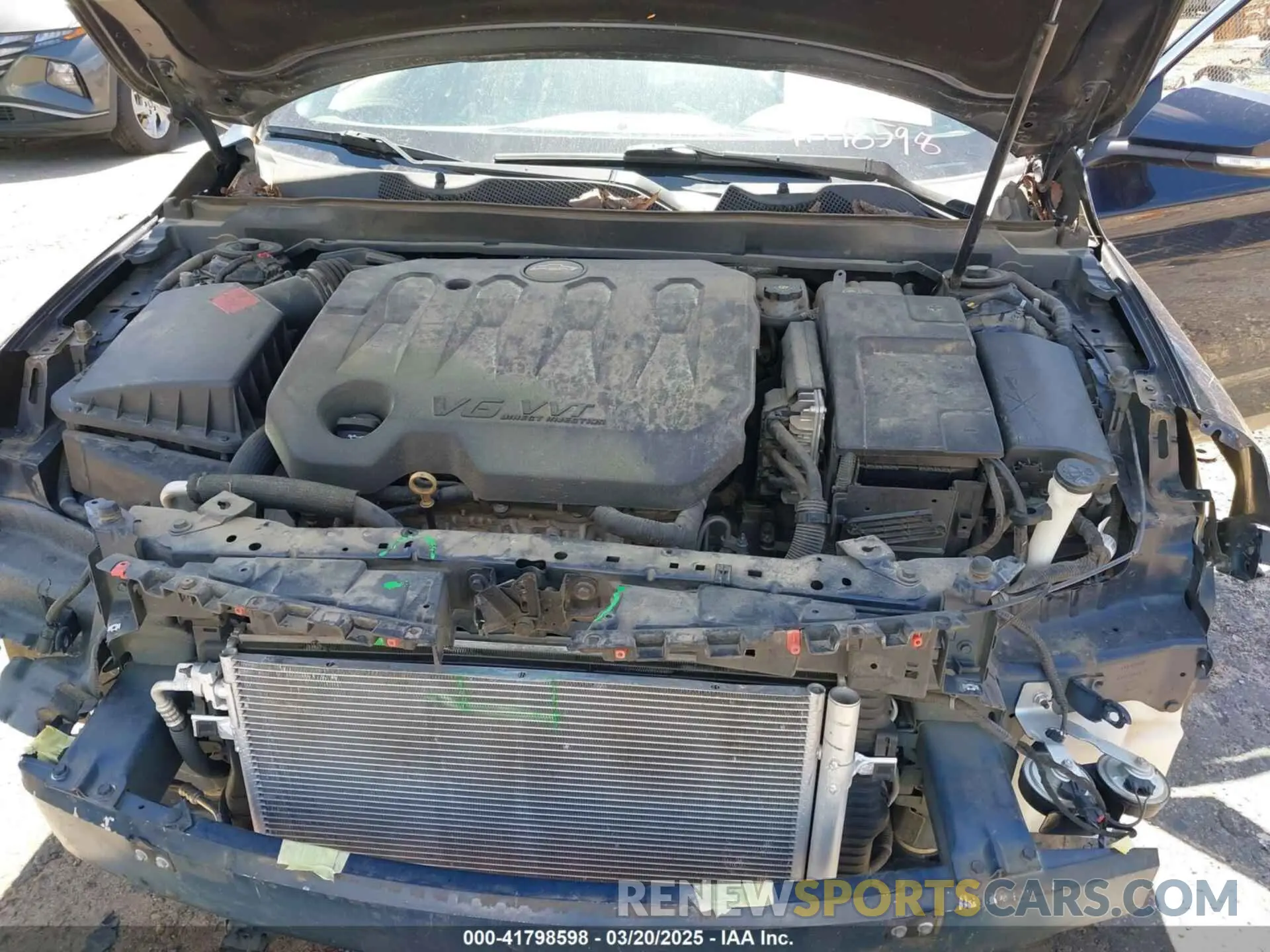 10 Photograph of a damaged car 2G11Z5S34K9119704 CHEVROLET IMPALA 2019