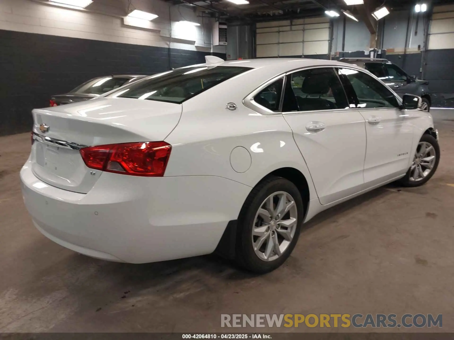 4 Photograph of a damaged car 2G11Z5S36K9161971 CHEVROLET IMPALA 2019