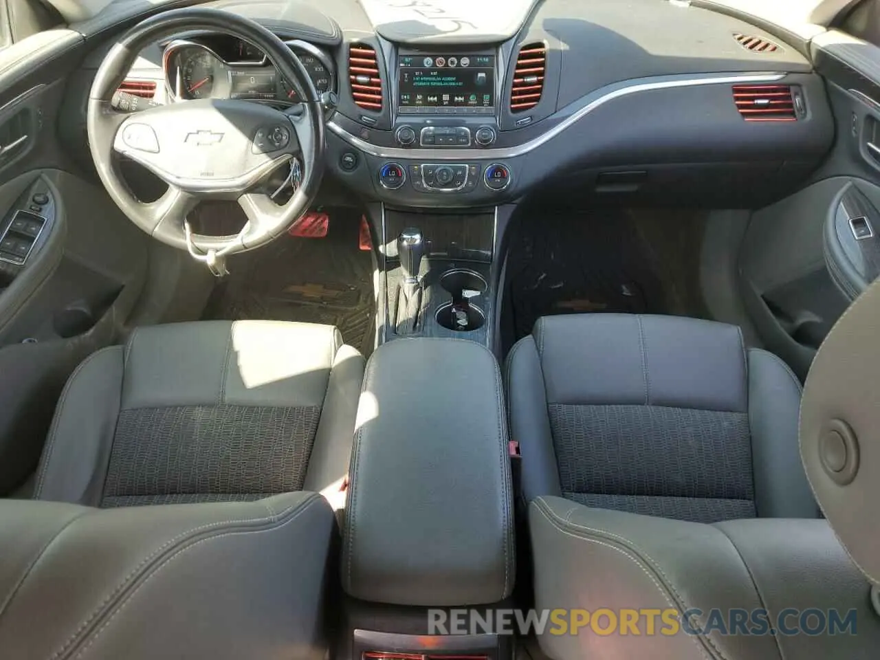 8 Фотография поврежденного автомобиля 2G11Z5S38K9115798 CHEVROLET IMPALA 2019
