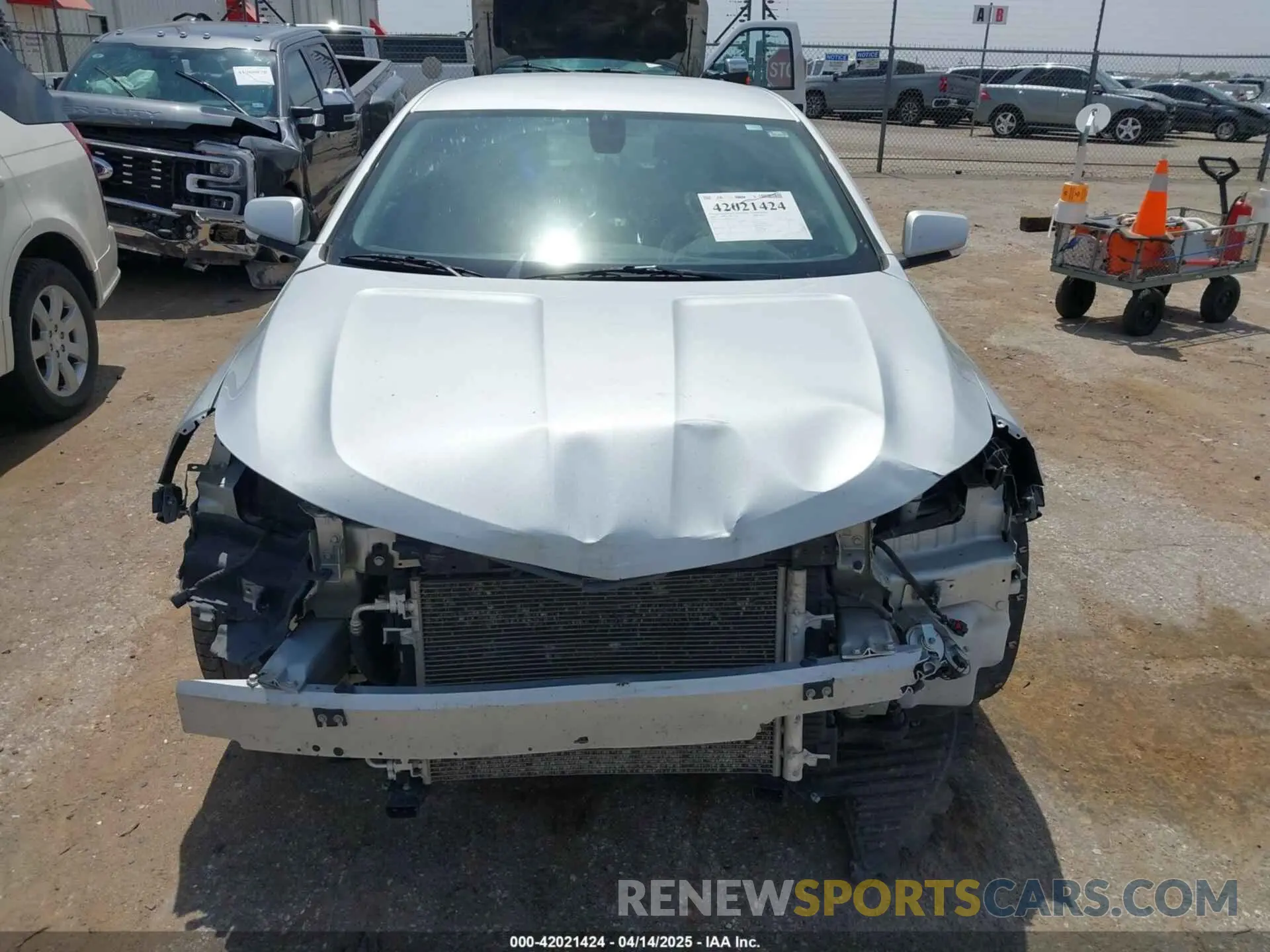 13 Photograph of a damaged car 2G11Z5S38K9131516 CHEVROLET IMPALA 2019