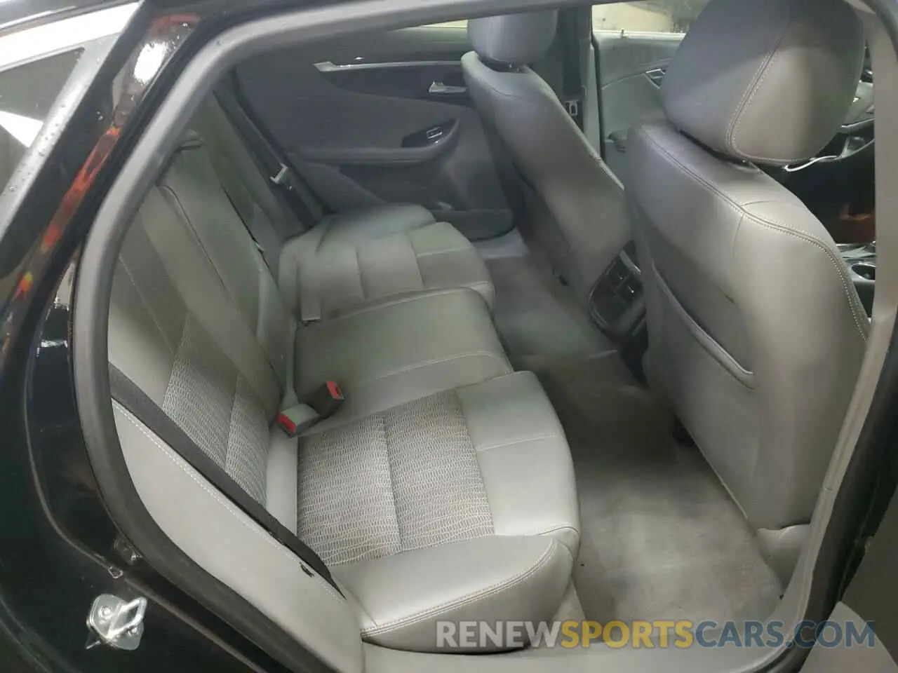 10 Photograph of a damaged car 2G11Z5S39K9121416 CHEVROLET IMPALA 2019