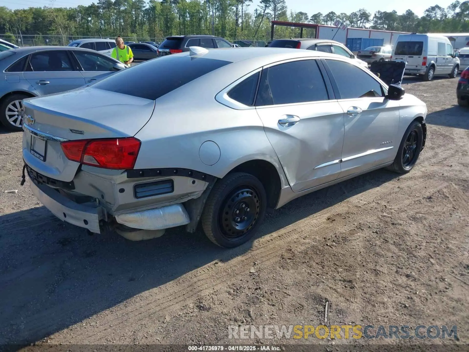 4 Фотография поврежденного автомобиля 1G1105S34LU113447 CHEVROLET IMPALA 2020
