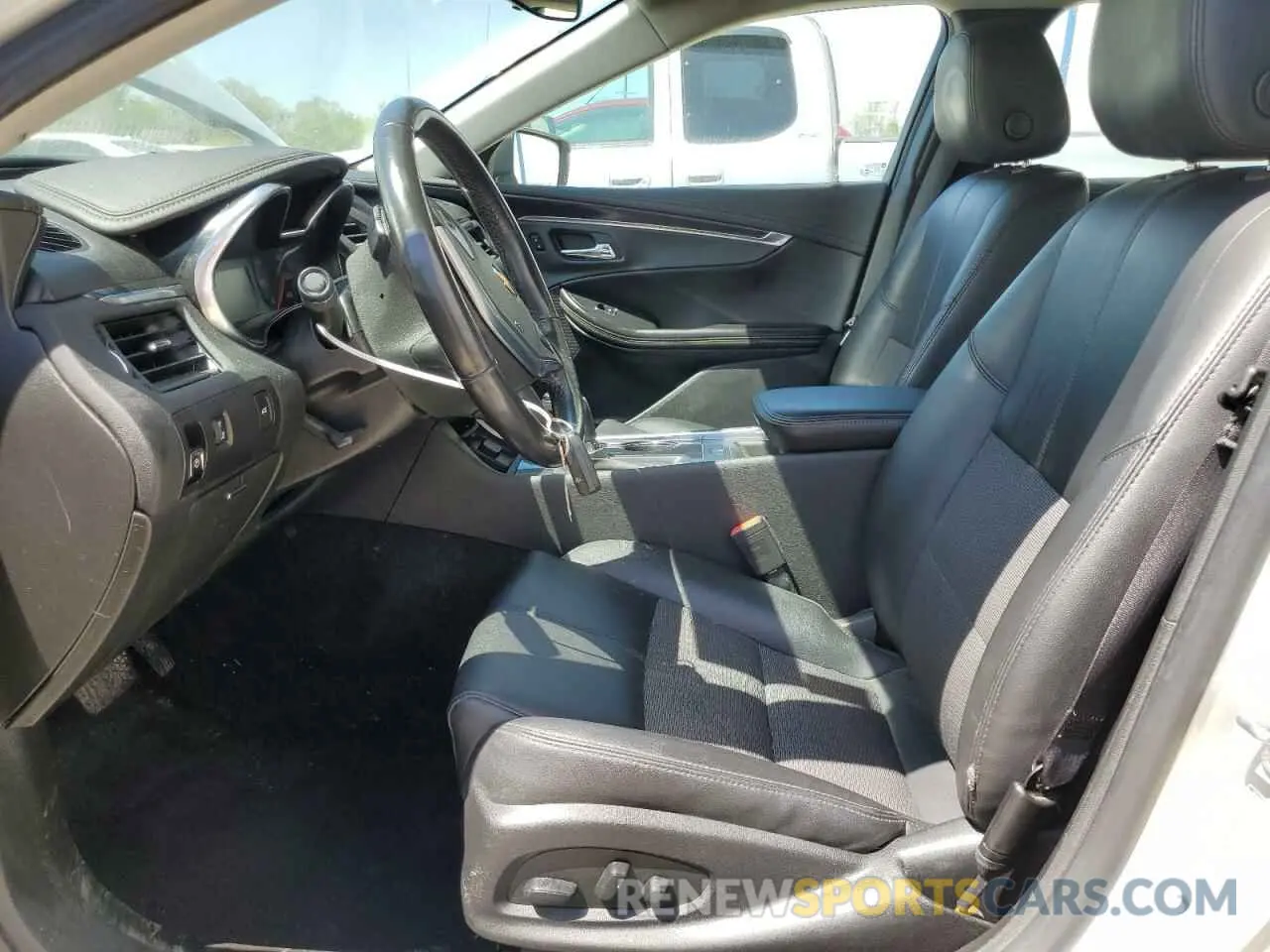 7 Фотография поврежденного автомобиля 1G11Z5S30LU103522 CHEVROLET IMPALA 2020
