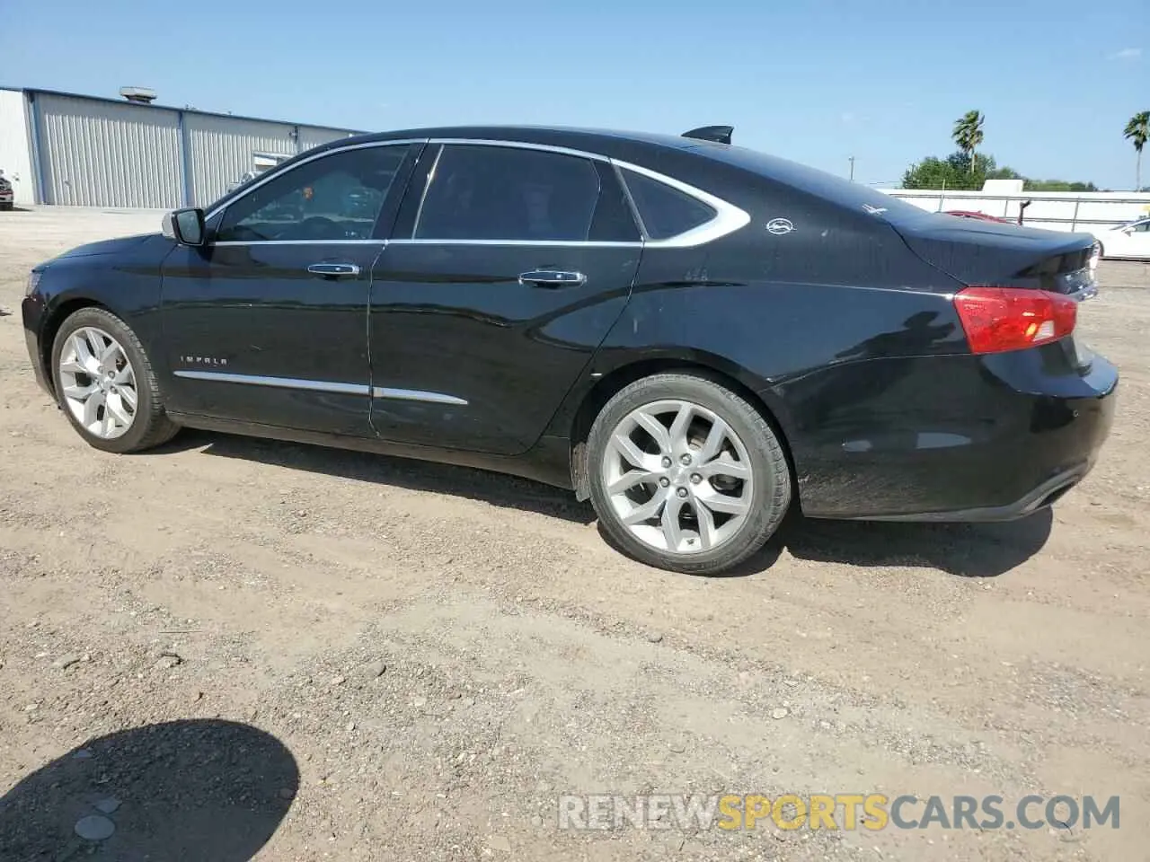 2 Фотография поврежденного автомобиля 2G1105S30L9100501 CHEVROLET IMPALA 2020