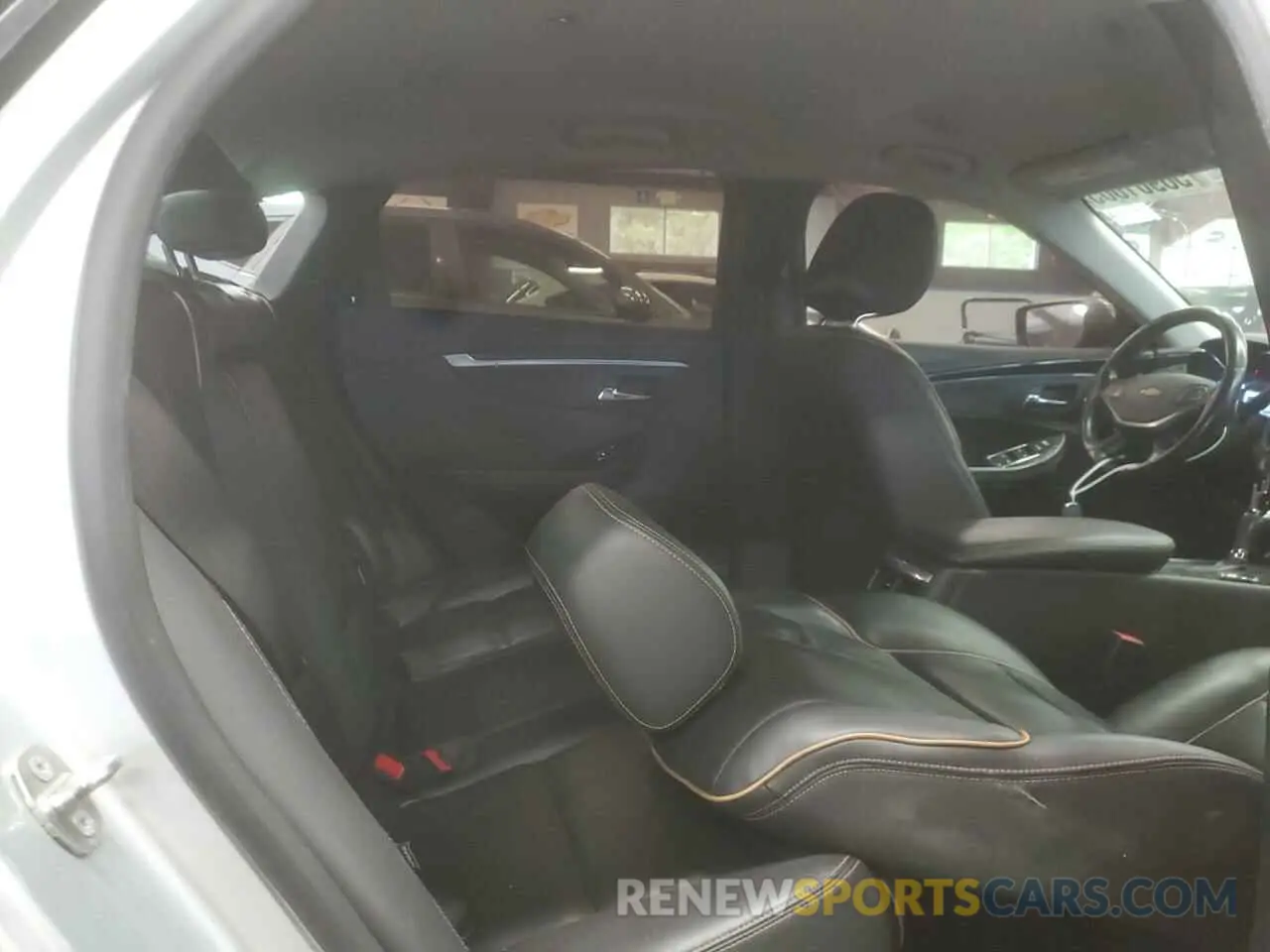 10 Photograph of a damaged car 2G1105S34L9103708 CHEVROLET IMPALA 2020