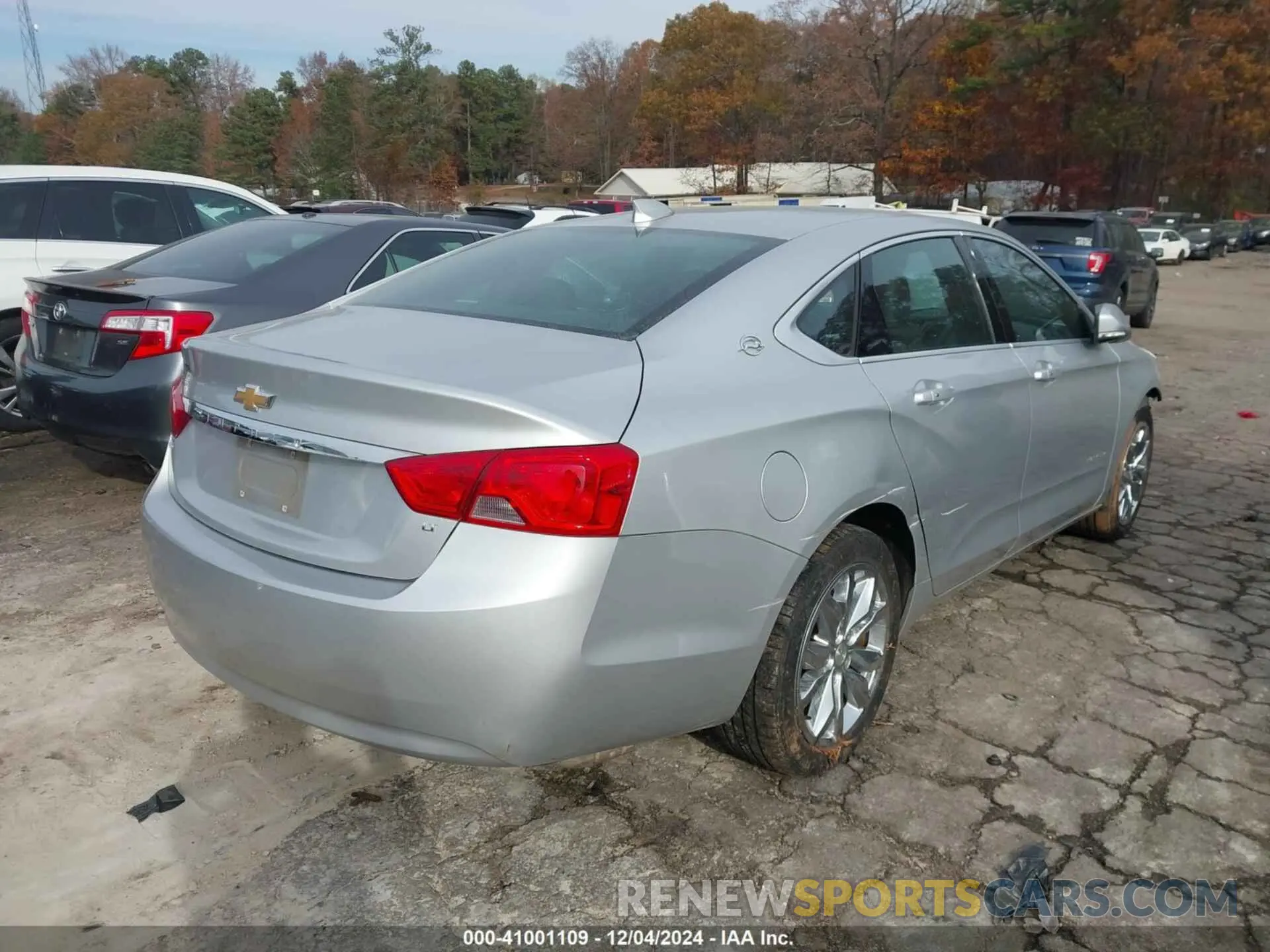 4 Photograph of a damaged car 2G11Z5S32L9101705 CHEVROLET IMPALA 2020