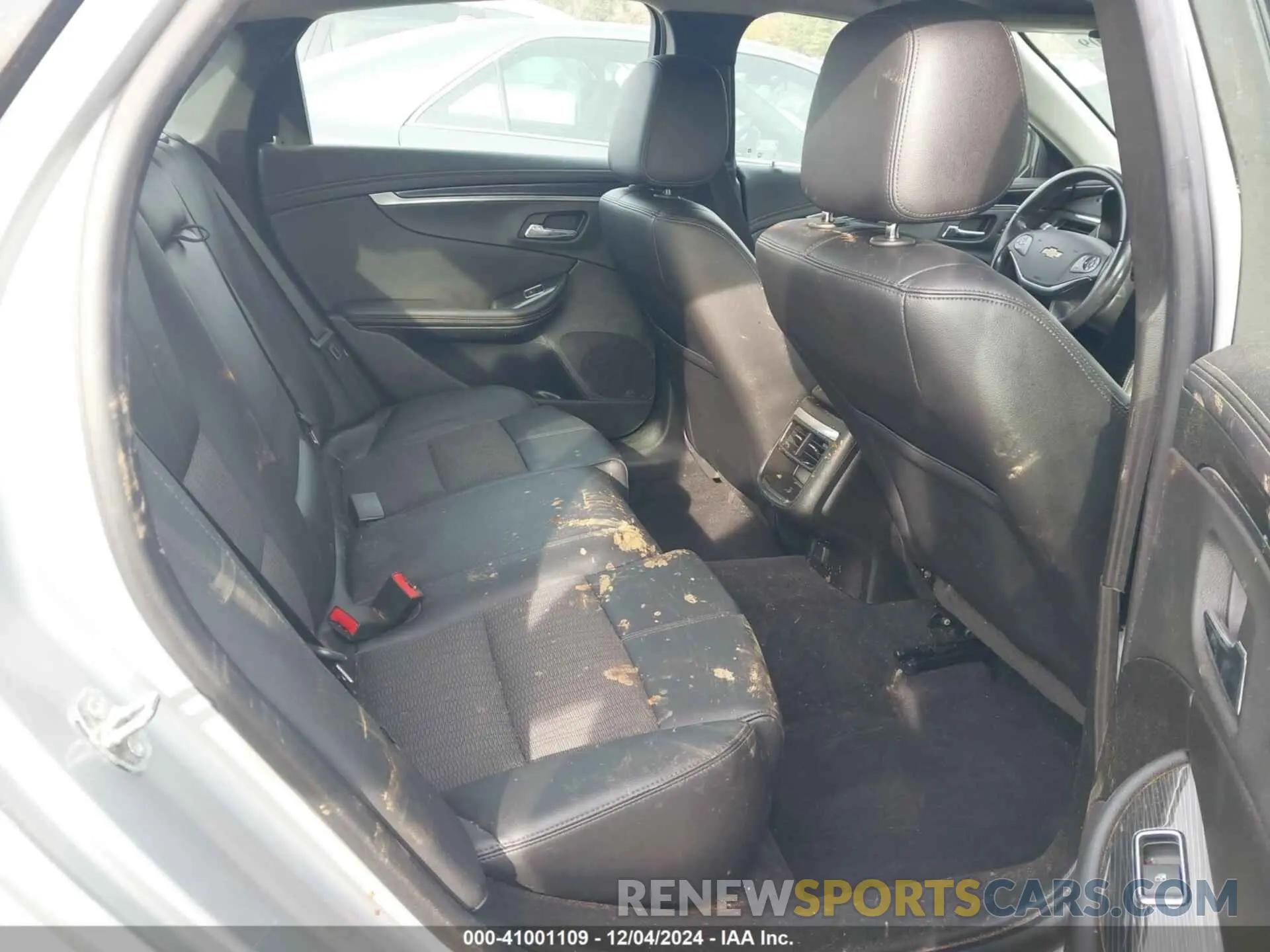 8 Photograph of a damaged car 2G11Z5S32L9101705 CHEVROLET IMPALA 2020