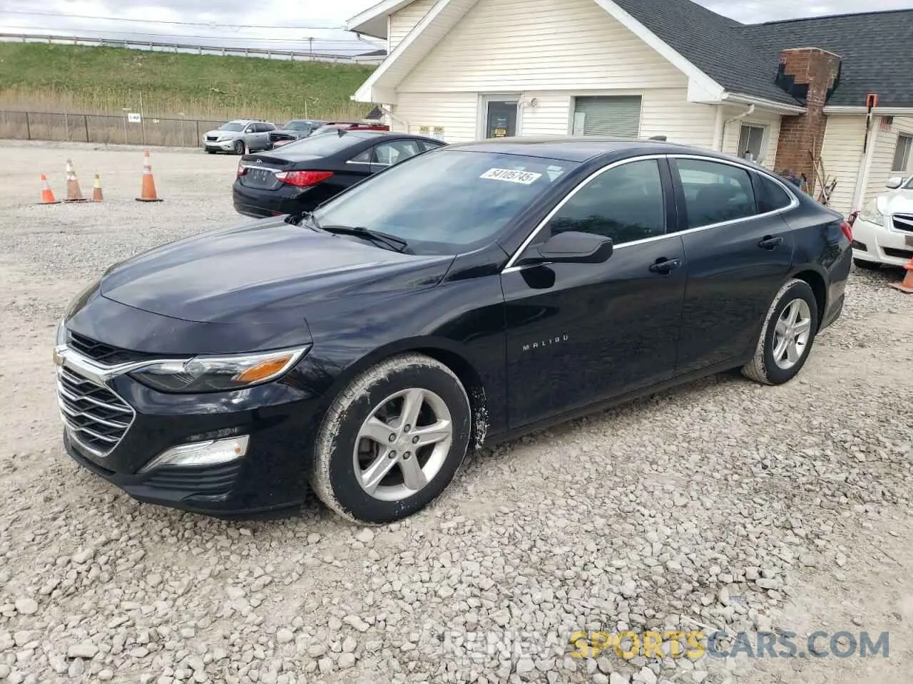 1 Фотография поврежденного автомобиля 1G1ZB5ST2KF113334 CHEVROLET MALIBU 2019