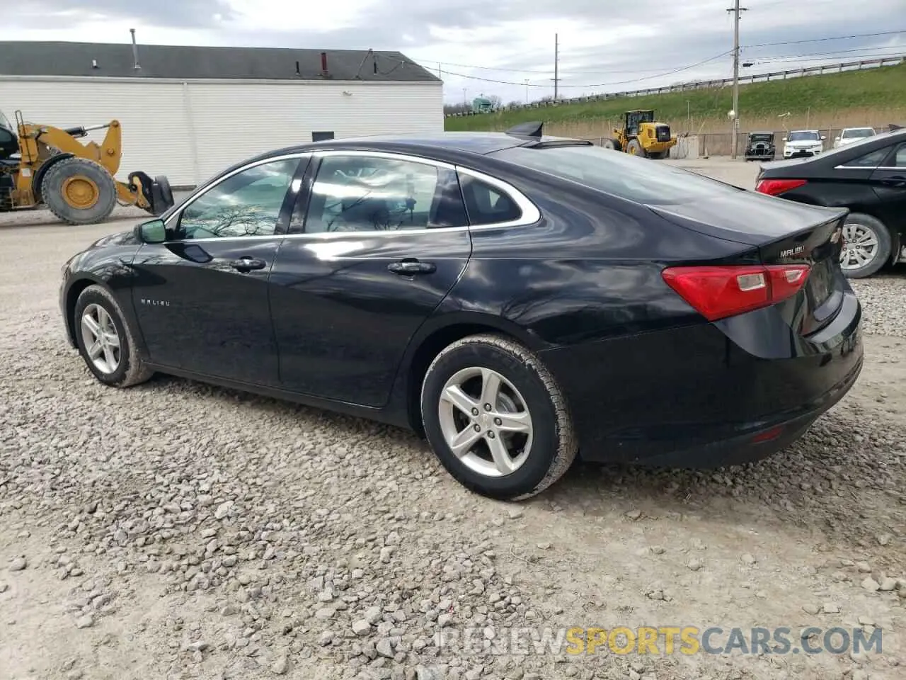2 Фотография поврежденного автомобиля 1G1ZB5ST2KF113334 CHEVROLET MALIBU 2019