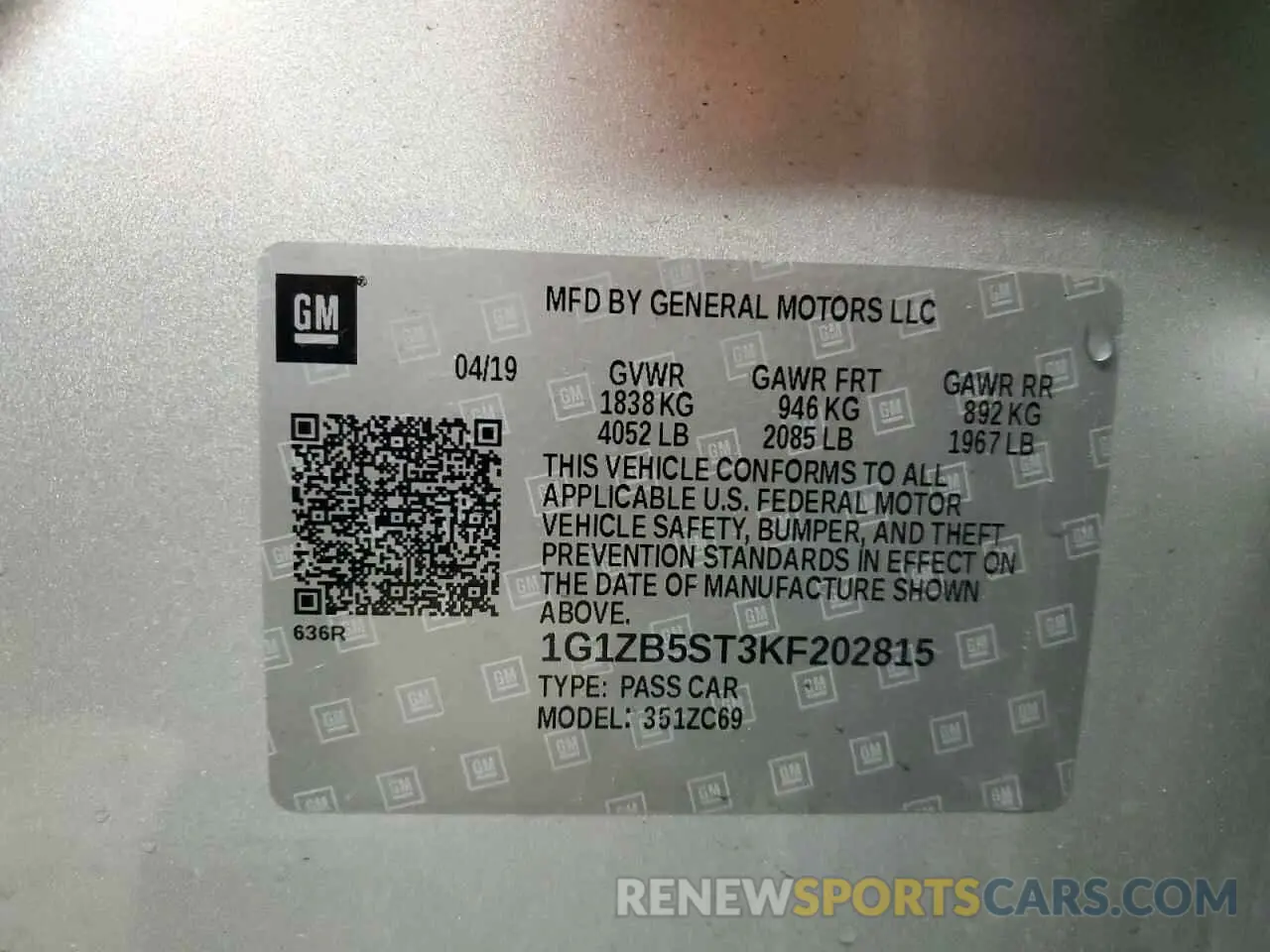 15 Photograph of a damaged car 1G1ZB5ST3KF202815 CHEVROLET MALIBU 2019