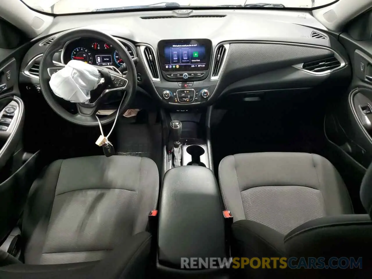 8 Photograph of a damaged car 1G1ZB5ST3KF202815 CHEVROLET MALIBU 2019