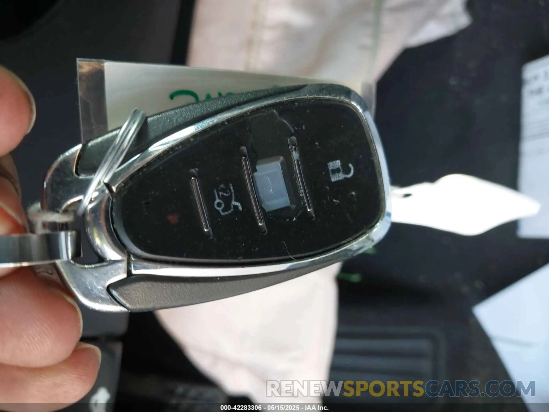 11 Photograph of a damaged car 1G1ZB5ST5KF221771 CHEVROLET MALIBU 2019
