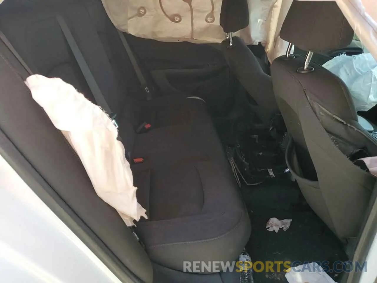 10 Photograph of a damaged car 1G1ZB5ST9KF192890 CHEVROLET MALIBU 2019