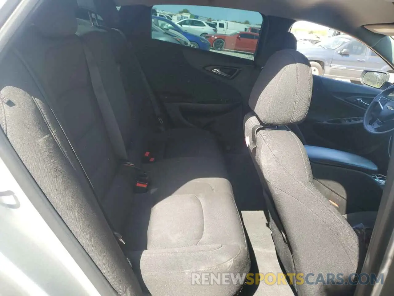 10 Фотография поврежденного автомобиля 1G1ZC5ST7KF135343 CHEVROLET MALIBU 2019