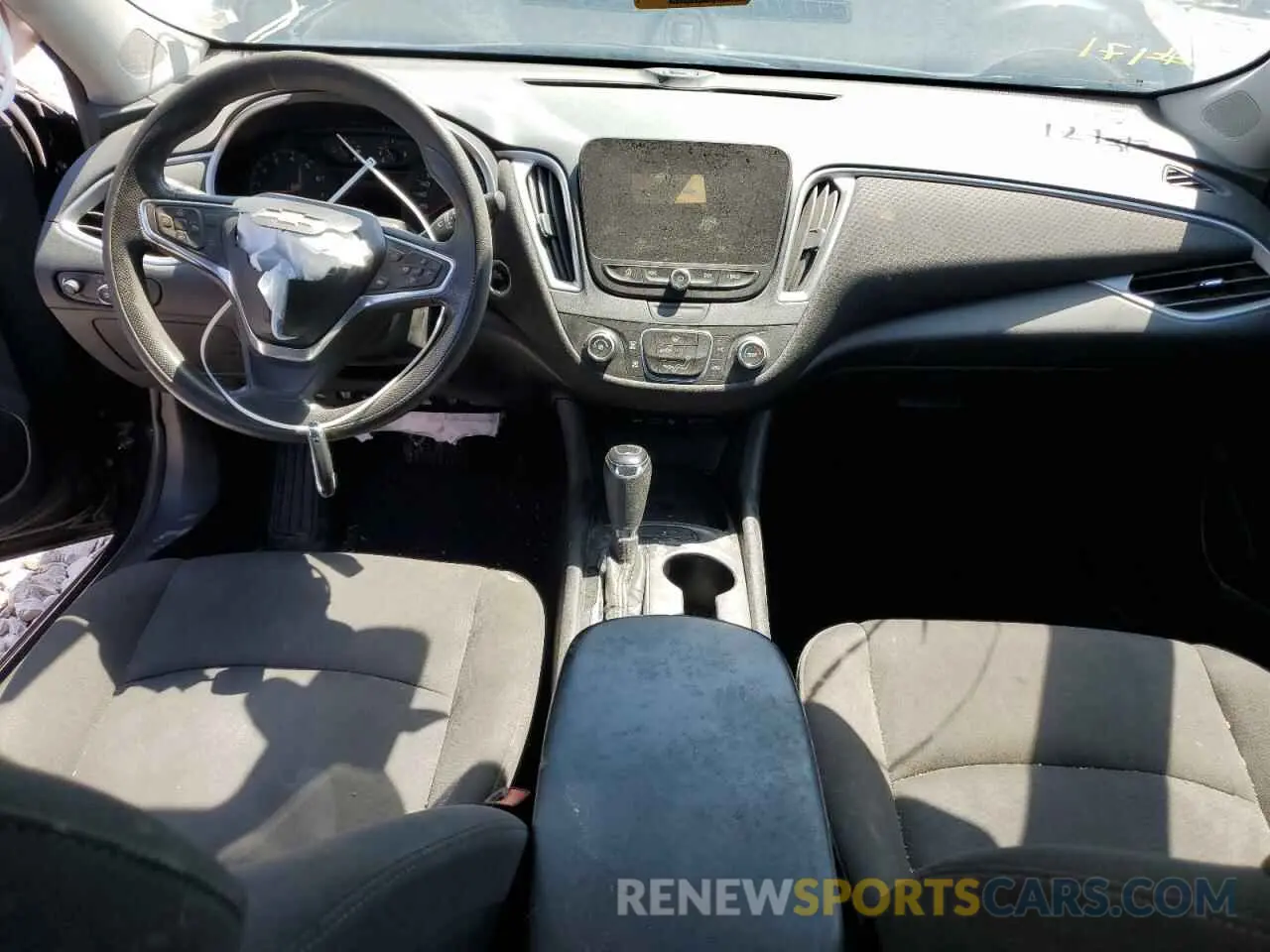 8 Photograph of a damaged car 1G1ZC5ST8KF210857 CHEVROLET MALIBU 2019