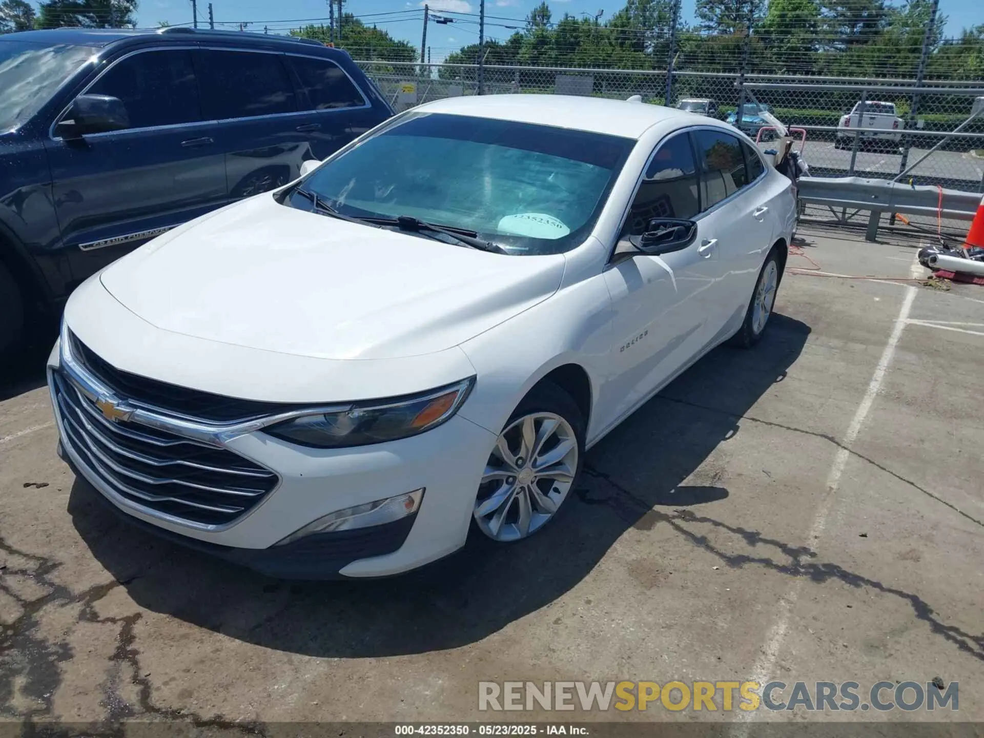 2 Photograph of a damaged car 1G1ZD5ST0KF104979 CHEVROLET MALIBU 2019