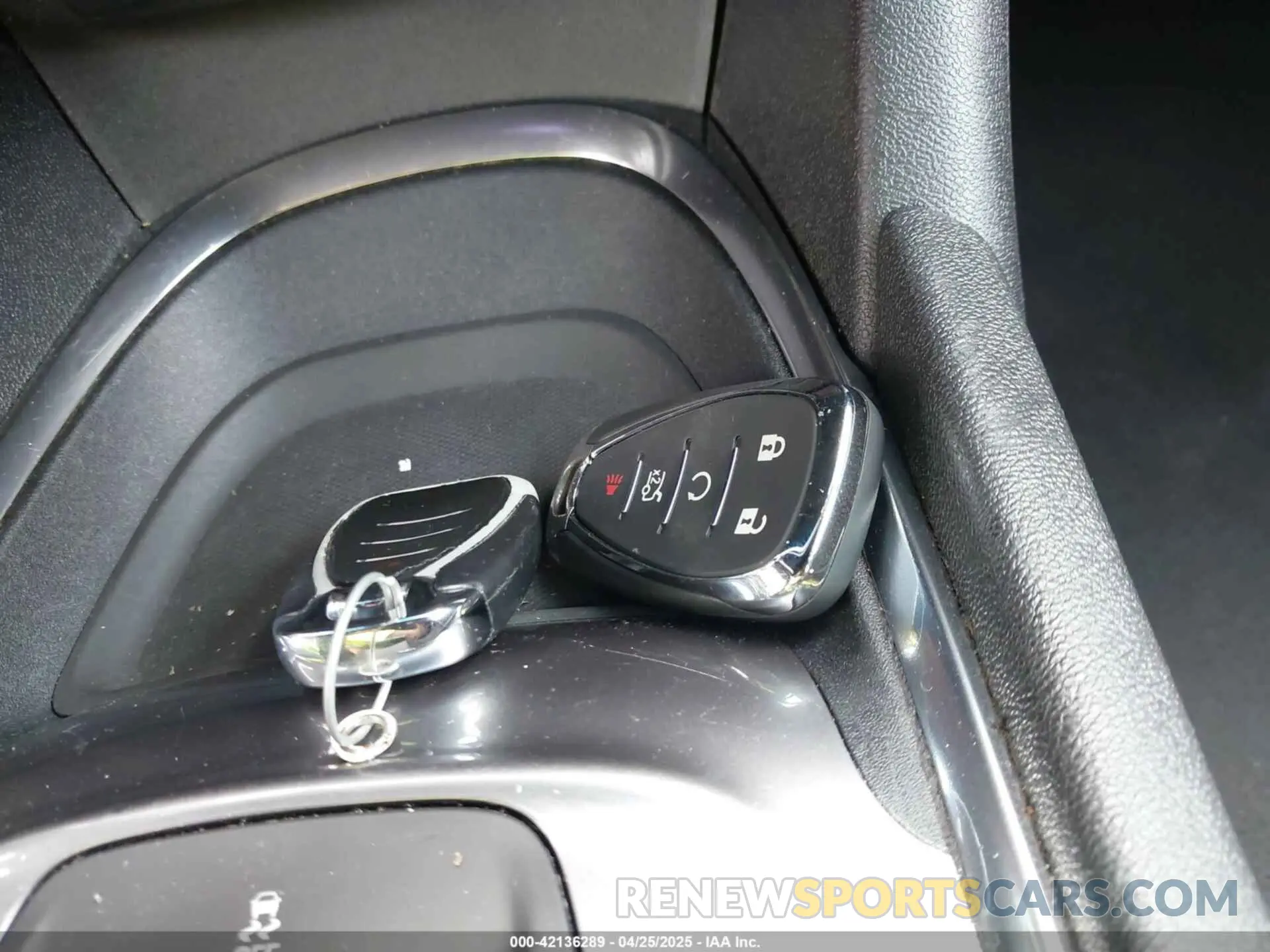 11 Photograph of a damaged car 1G1ZD5ST0KF111799 CHEVROLET MALIBU 2019