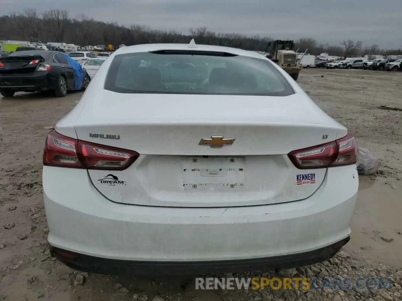 6 Photograph of a damaged car 1G1ZD5ST0KF113942 CHEVROLET MALIBU 2019