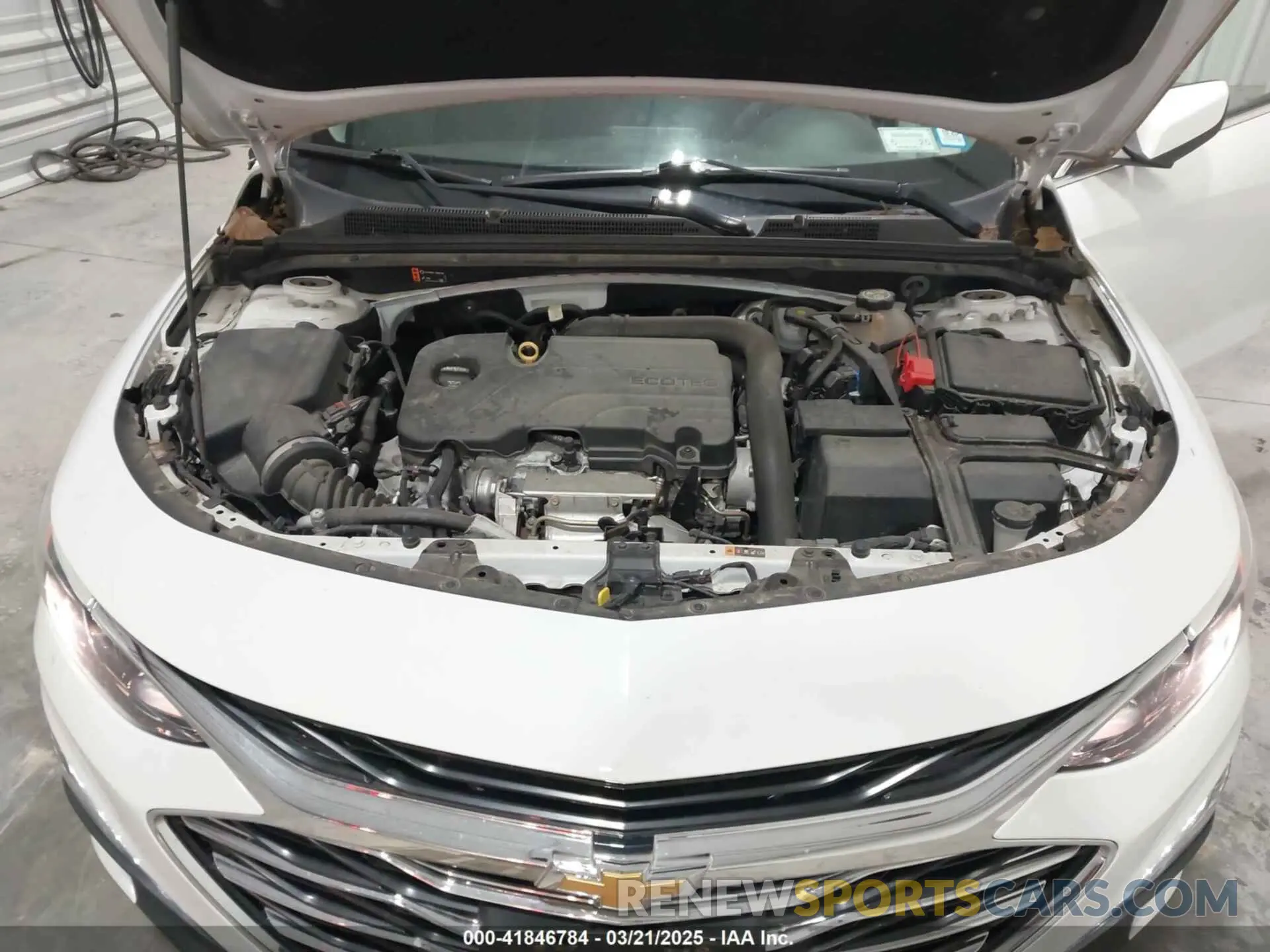 10 Photograph of a damaged car 1G1ZD5ST0KF129686 CHEVROLET MALIBU 2019