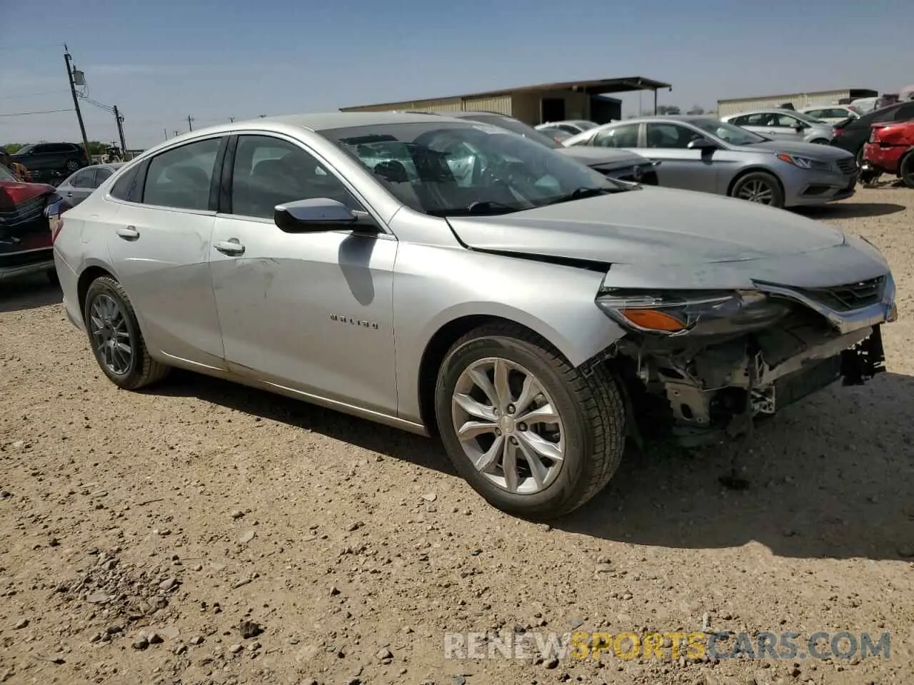 4 Фотография поврежденного автомобиля 1G1ZD5ST0KF186714 CHEVROLET MALIBU 2019
