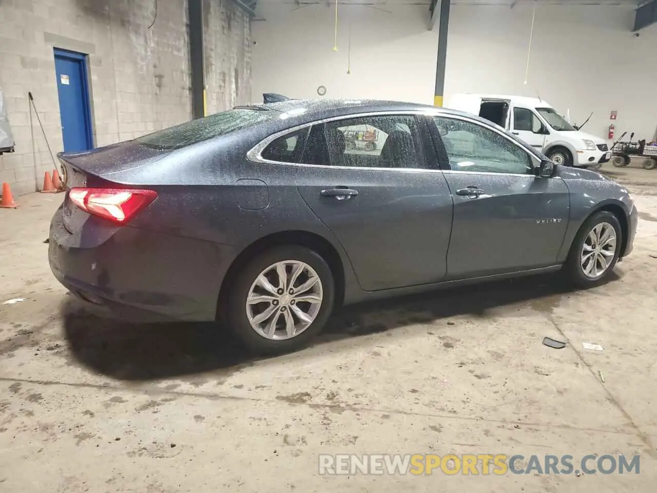 3 Фотография поврежденного автомобиля 1G1ZD5ST0KF207870 CHEVROLET MALIBU 2019