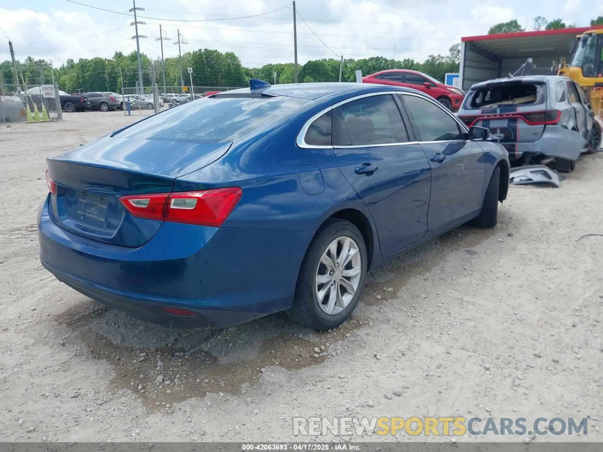 4 Photograph of a damaged car 1G1ZD5ST1KF124738 CHEVROLET MALIBU 2019