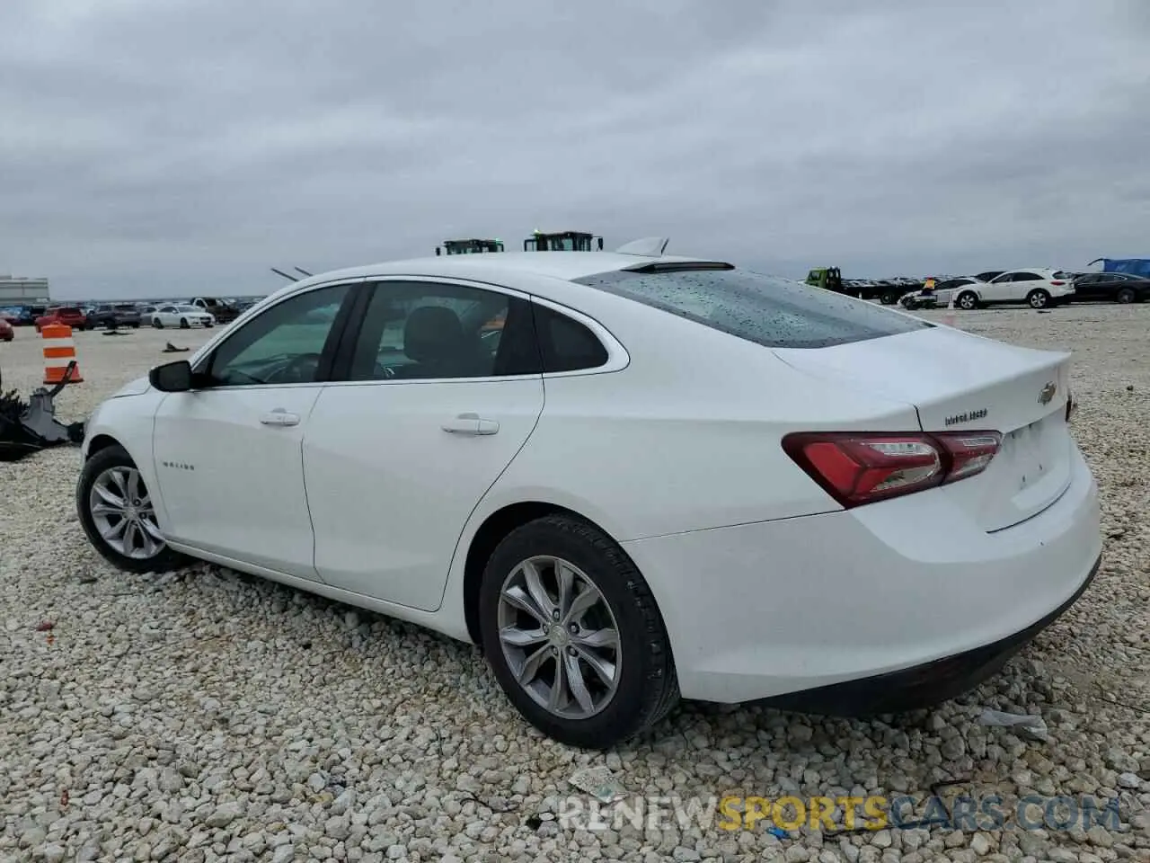 2 Фотография поврежденного автомобиля 1G1ZD5ST1KF133617 CHEVROLET MALIBU 2019