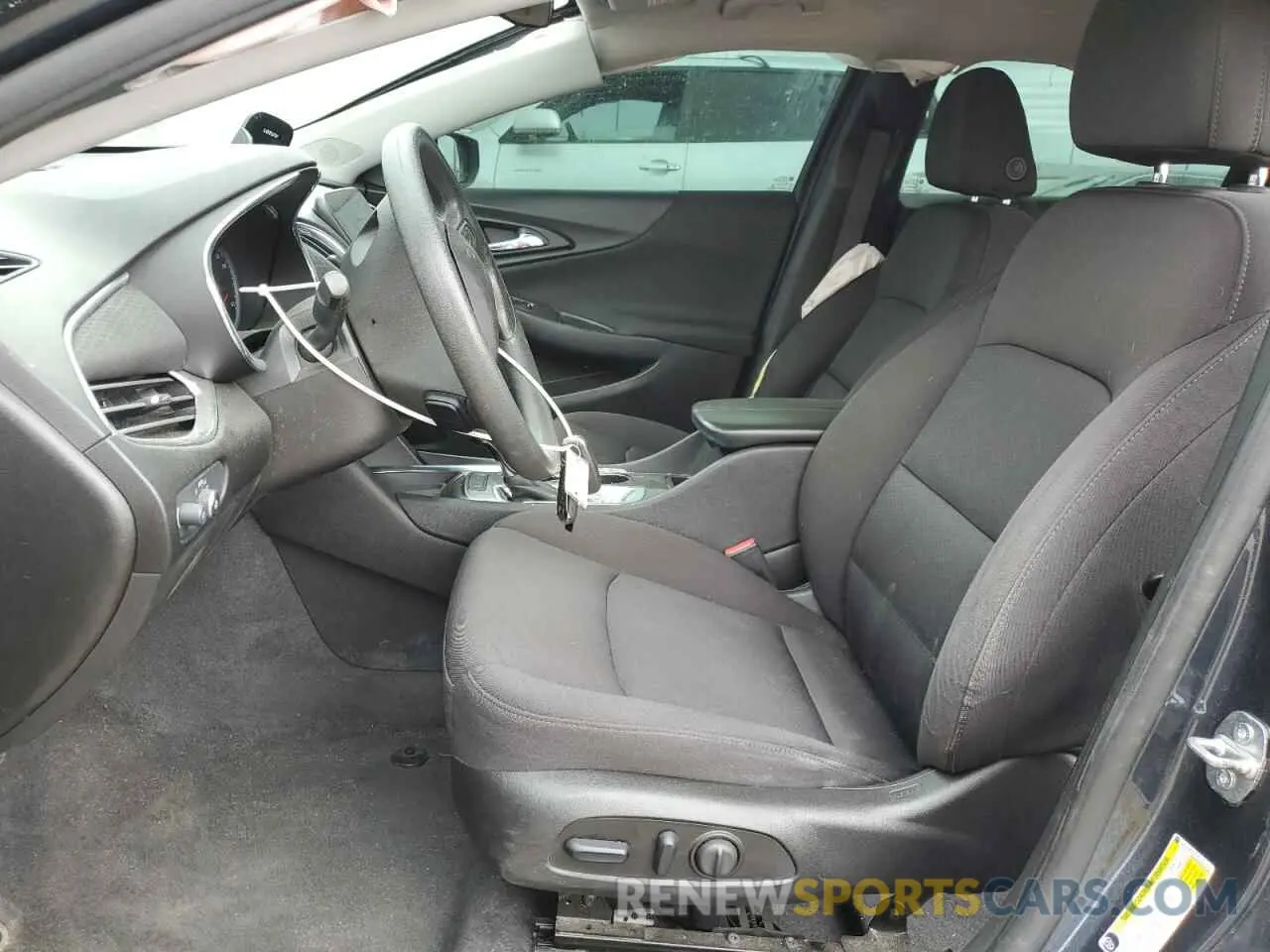 7 Фотография поврежденного автомобиля 1G1ZD5ST2KF119726 CHEVROLET MALIBU 2019