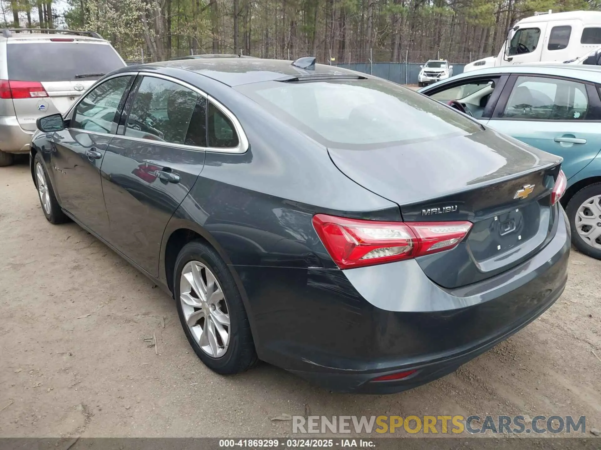 3 Photograph of a damaged car 1G1ZD5ST2KF139040 CHEVROLET MALIBU 2019