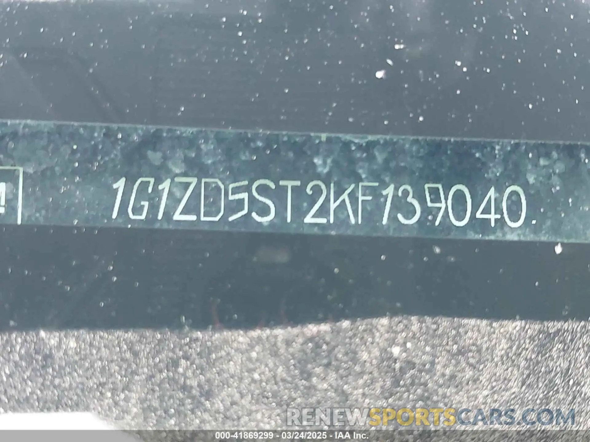 9 Photograph of a damaged car 1G1ZD5ST2KF139040 CHEVROLET MALIBU 2019
