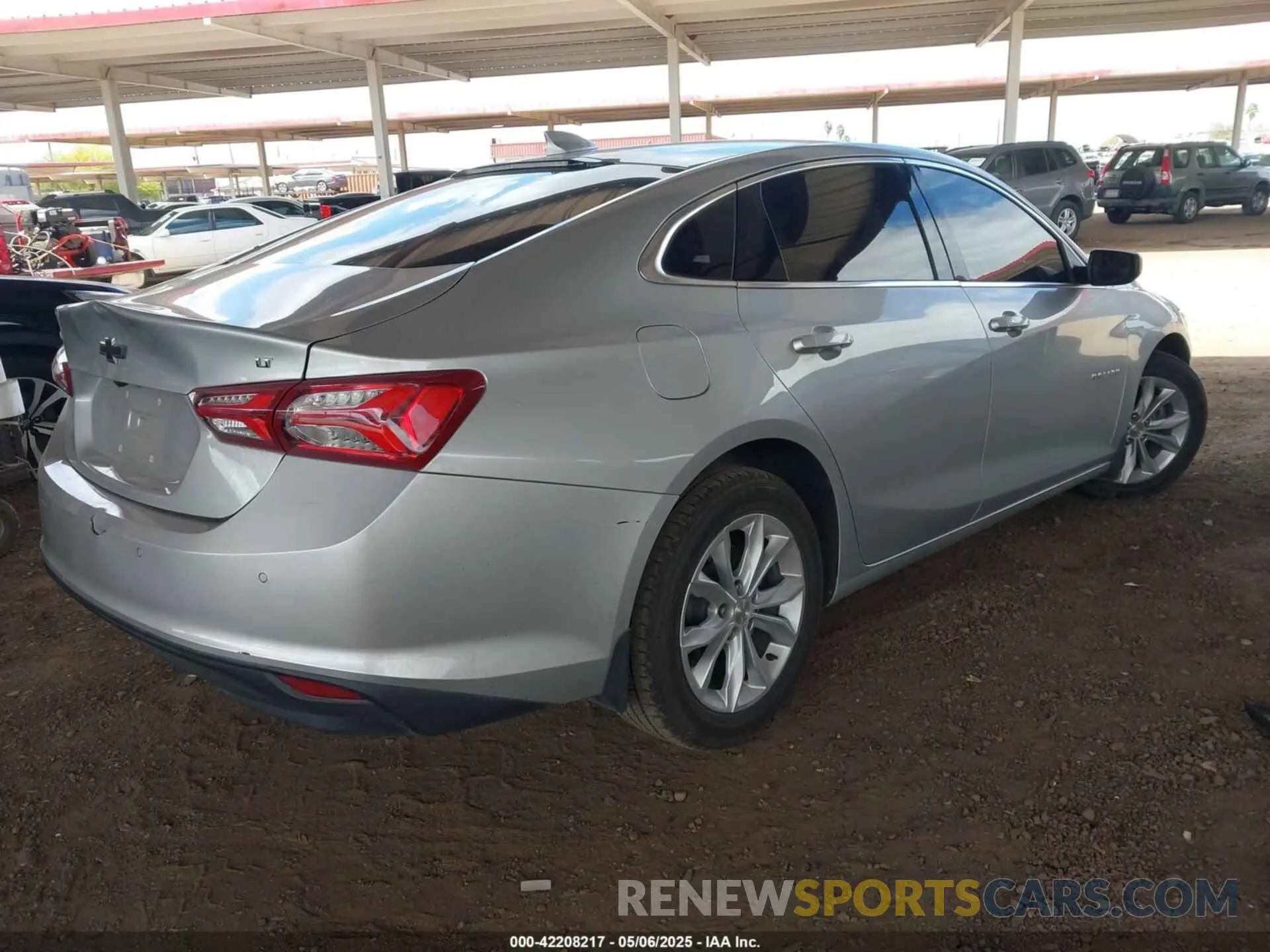 4 Photograph of a damaged car 1G1ZD5ST2KF204145 CHEVROLET MALIBU 2019