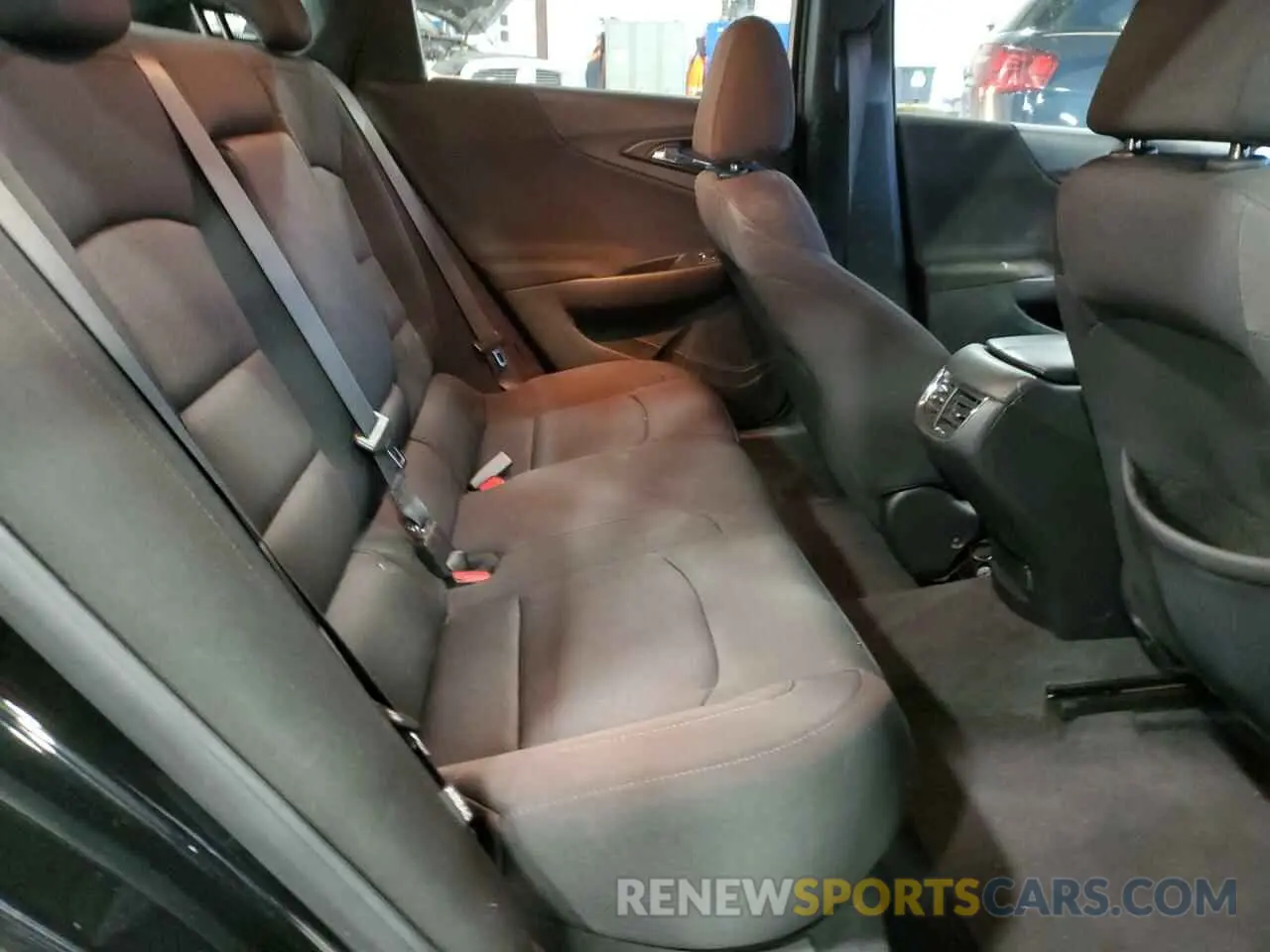 10 Photograph of a damaged car 1G1ZD5ST2KF222368 CHEVROLET MALIBU 2019