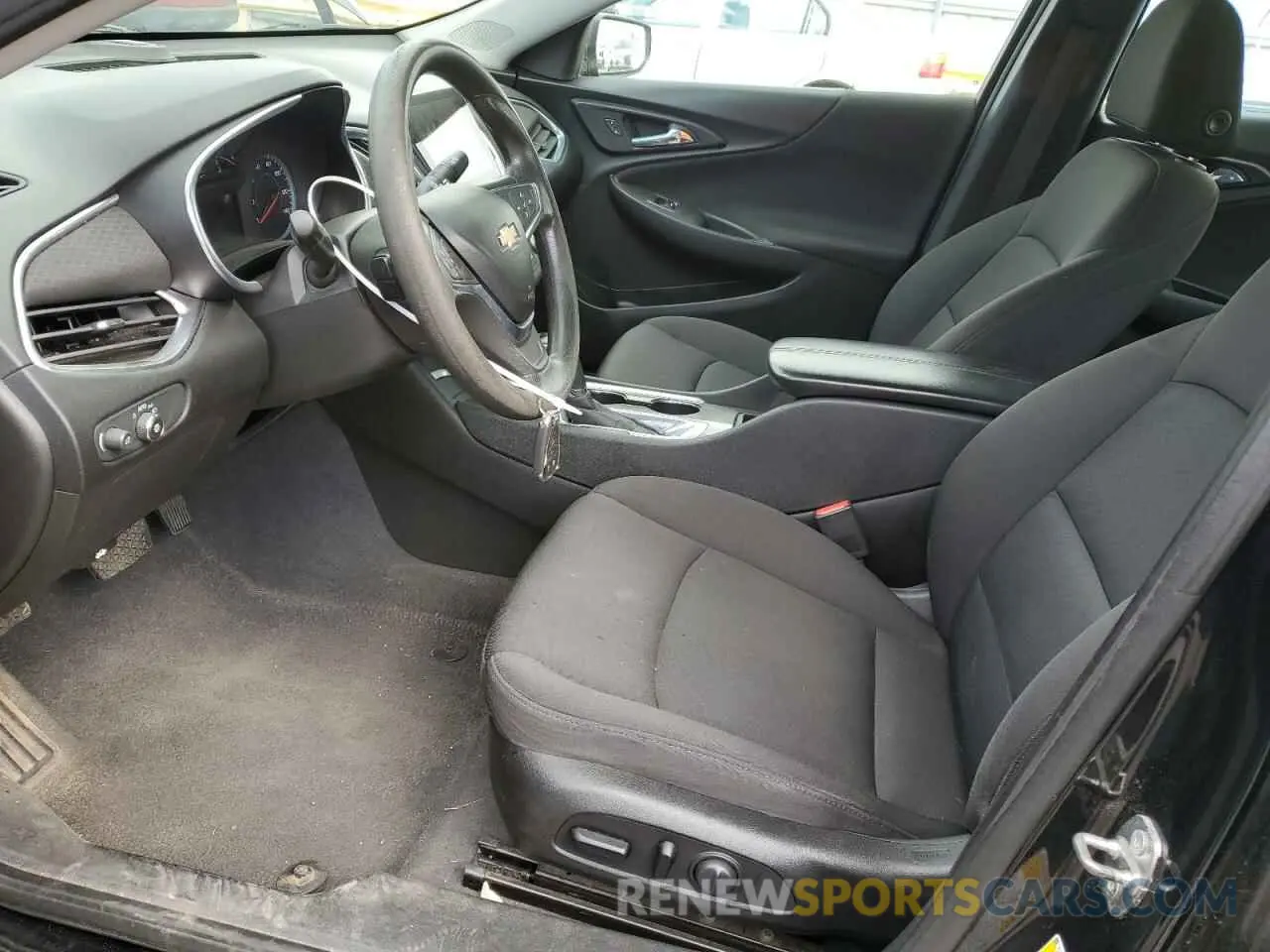 7 Photograph of a damaged car 1G1ZD5ST3KF176713 CHEVROLET MALIBU 2019