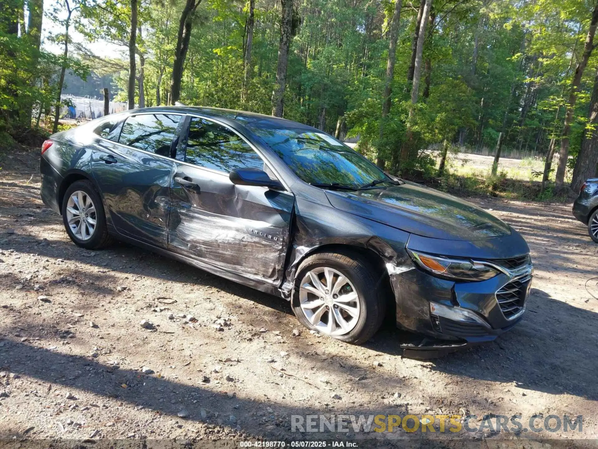 1 Photograph of a damaged car 1G1ZD5ST3KF192880 CHEVROLET MALIBU 2019