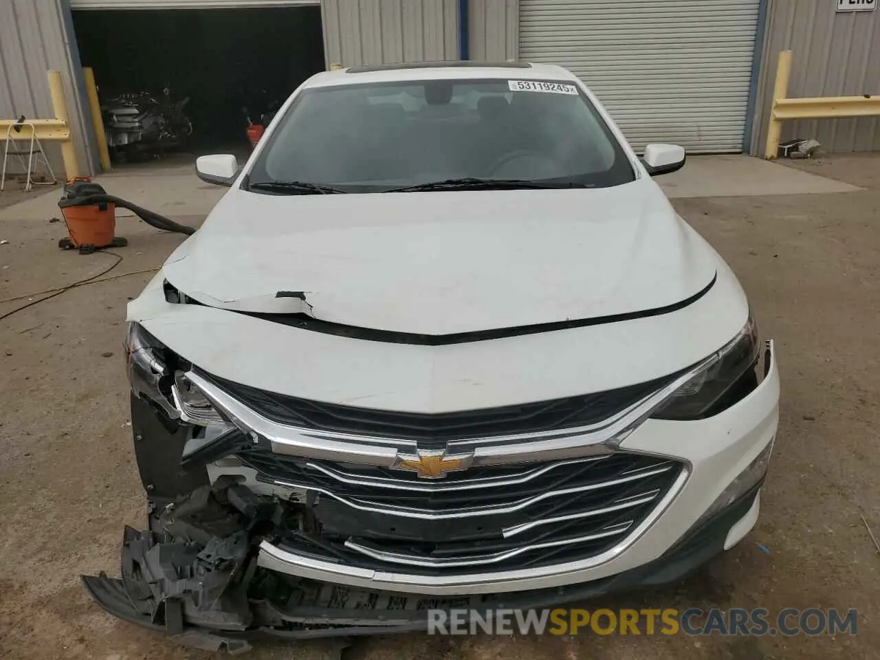 5 Фотография поврежденного автомобиля 1G1ZD5ST4KF105018 CHEVROLET MALIBU 2019