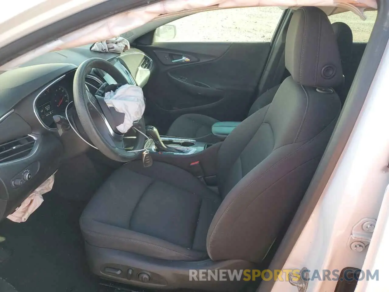 7 Photograph of a damaged car 1G1ZD5ST4KF142957 CHEVROLET MALIBU 2019