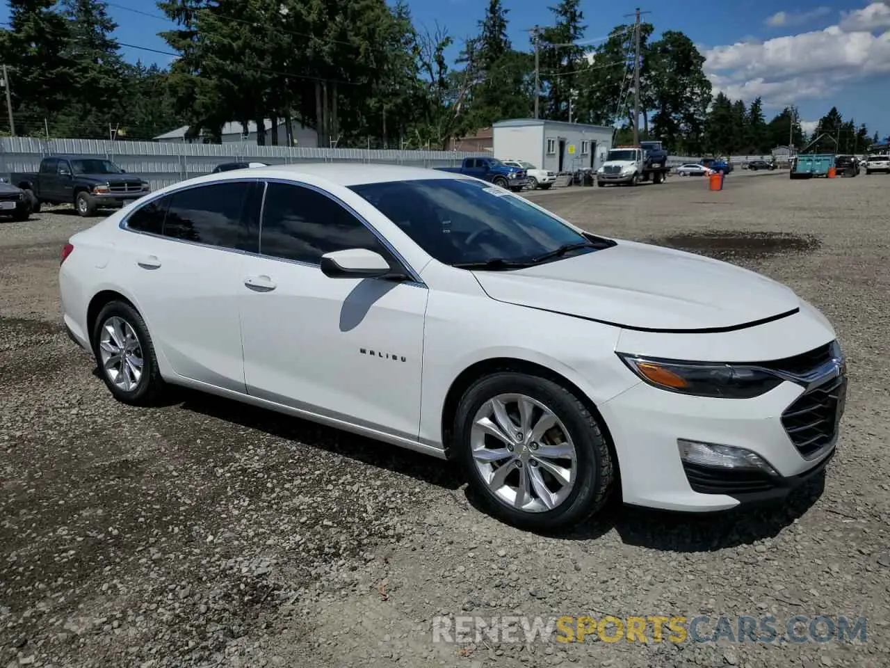 4 Фотография поврежденного автомобиля 1G1ZD5ST5KF107988 CHEVROLET MALIBU 2019