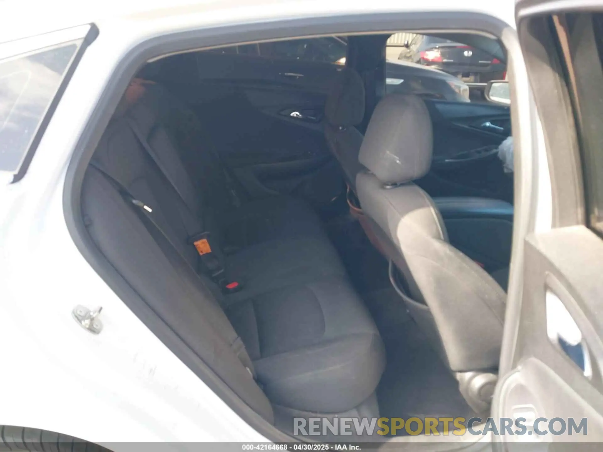 8 Фотография поврежденного автомобиля 1G1ZD5ST5KF112091 CHEVROLET MALIBU 2019