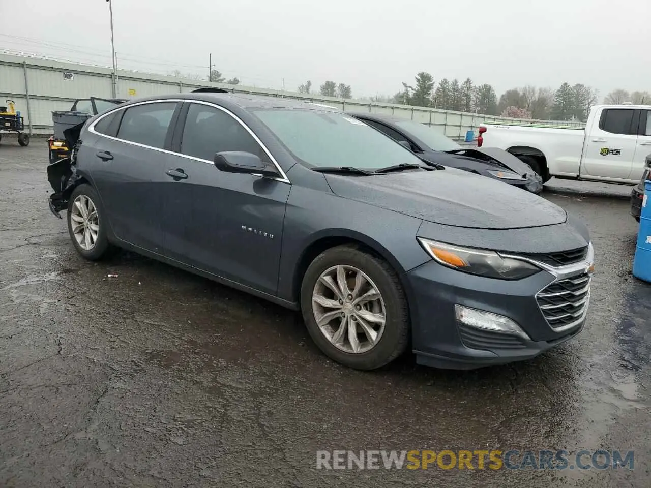 4 Photograph of a damaged car 1G1ZD5ST5KF113838 CHEVROLET MALIBU 2019
