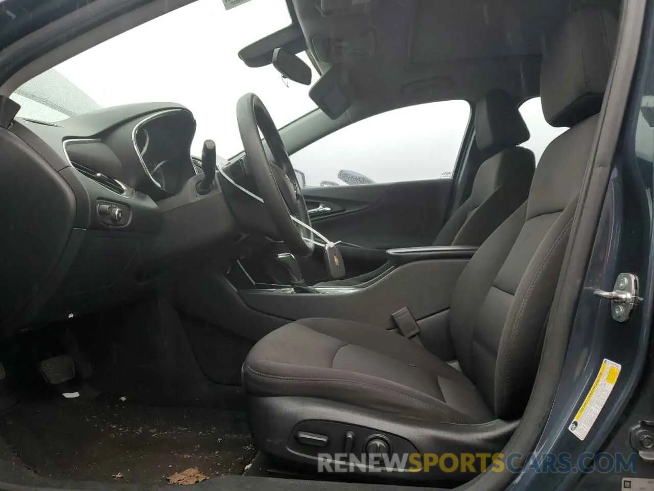 7 Photograph of a damaged car 1G1ZD5ST5KF113838 CHEVROLET MALIBU 2019