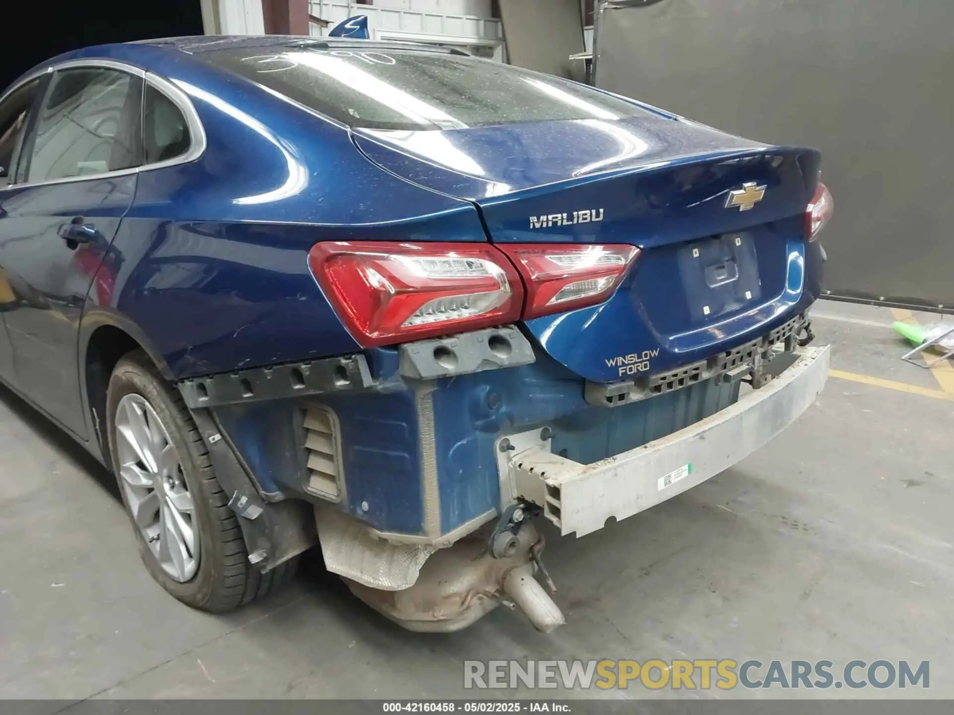 6 Photograph of a damaged car 1G1ZD5ST5KF161159 CHEVROLET MALIBU 2019